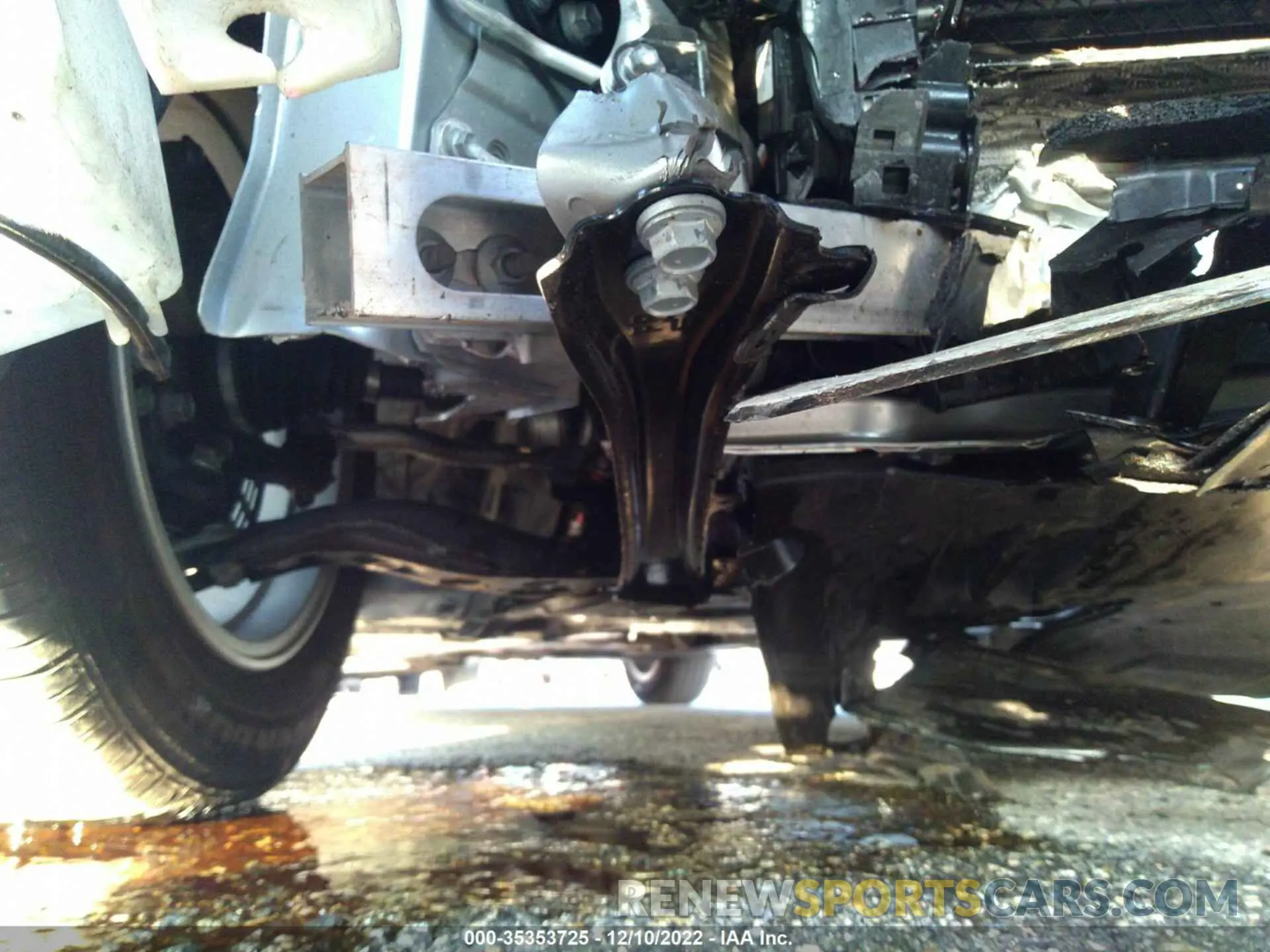6 fotografías del automóvil dañado JTDKARFU2L3112483 TOYOTA PRIUS 2020