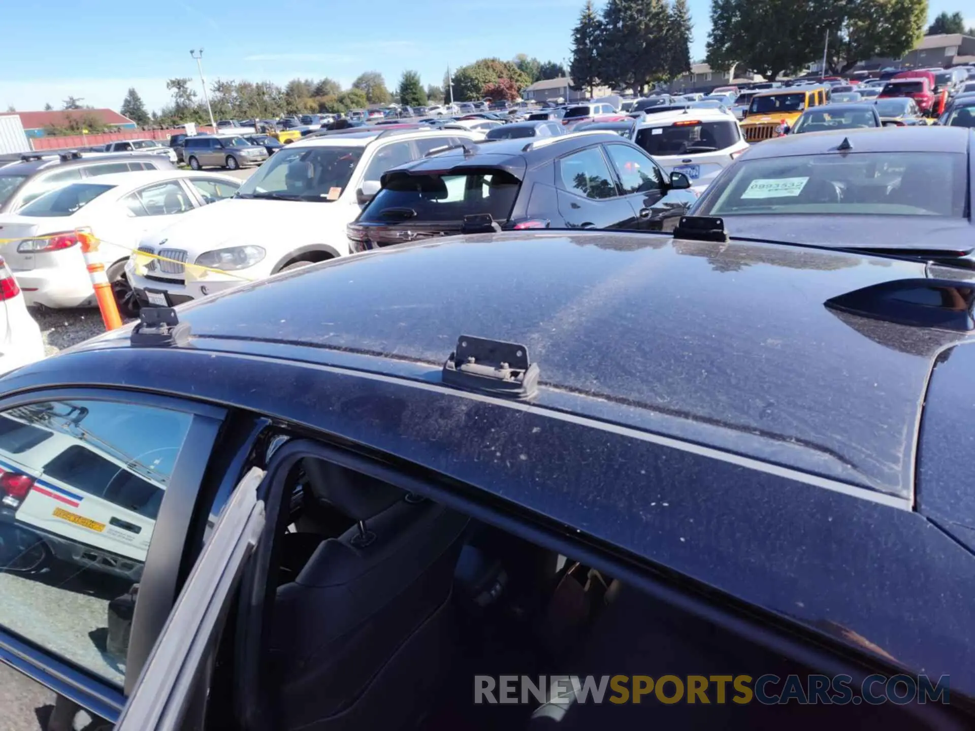 40 fotografías del automóvil dañado JTDKARFU2L3115366 TOYOTA PRIUS 2020