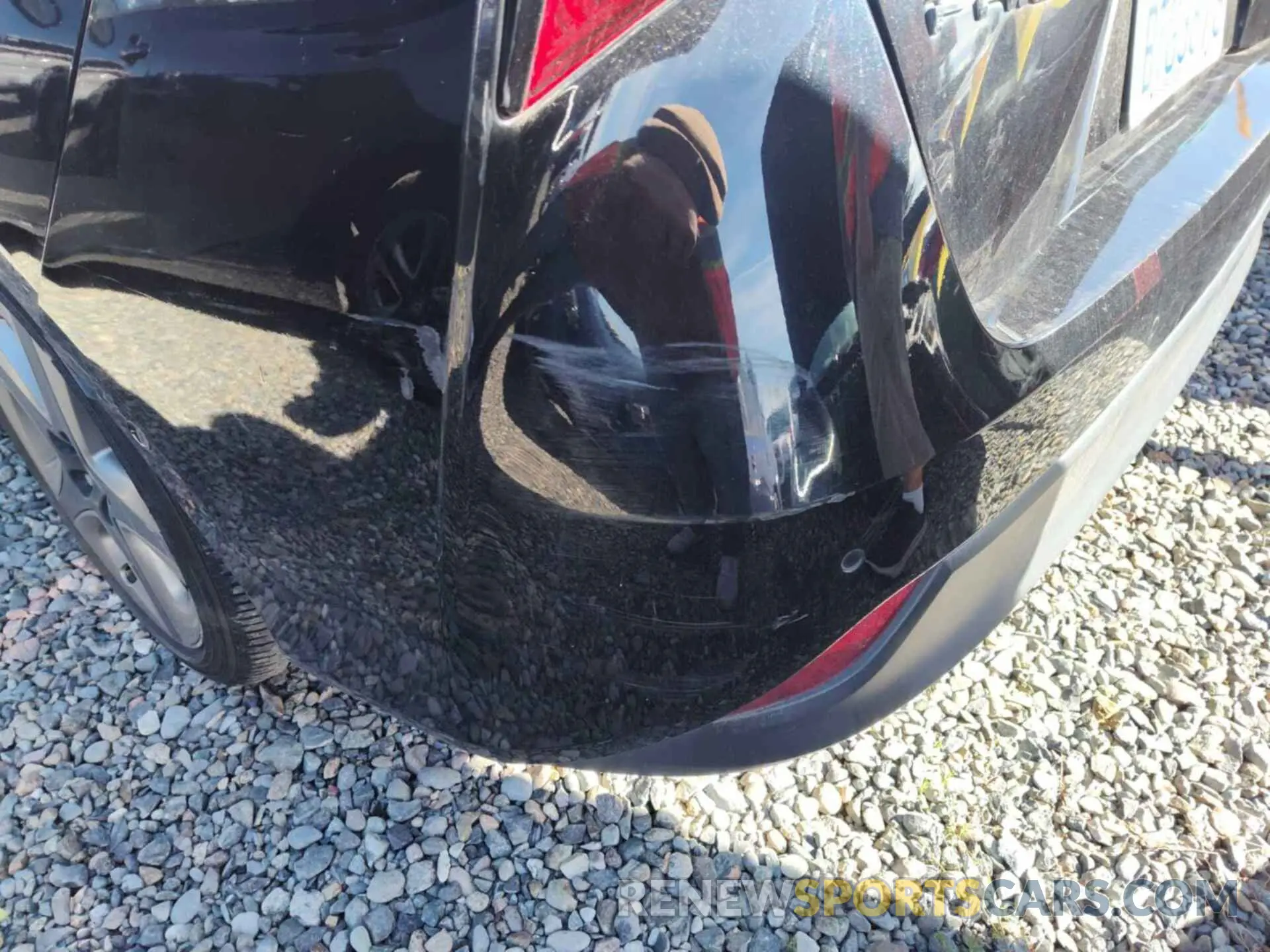 6 fotografías del automóvil dañado JTDKARFU2L3115366 TOYOTA PRIUS 2020