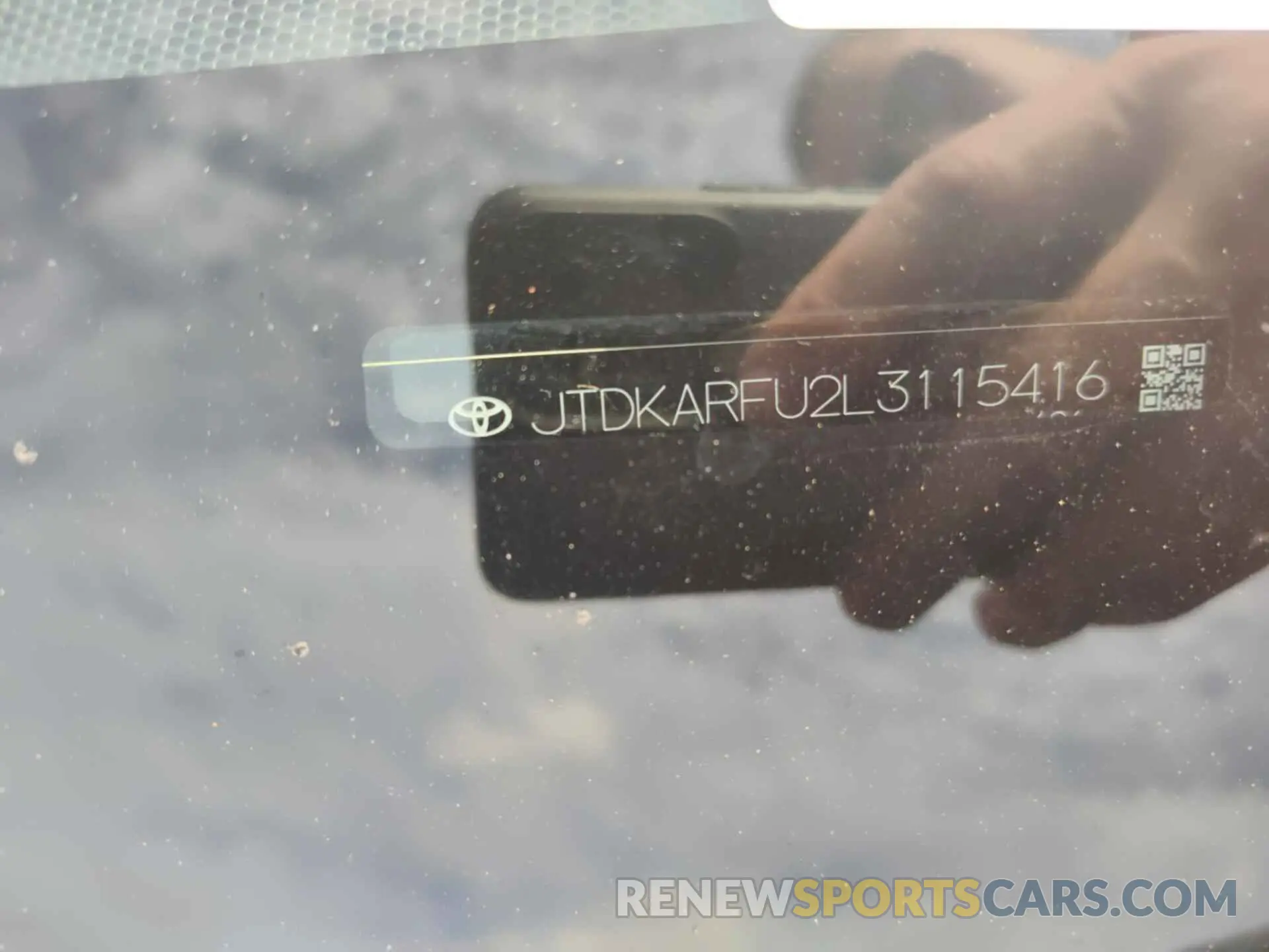 40 fotografías del automóvil dañado JTDKARFU2L3115416 TOYOTA PRIUS 2020