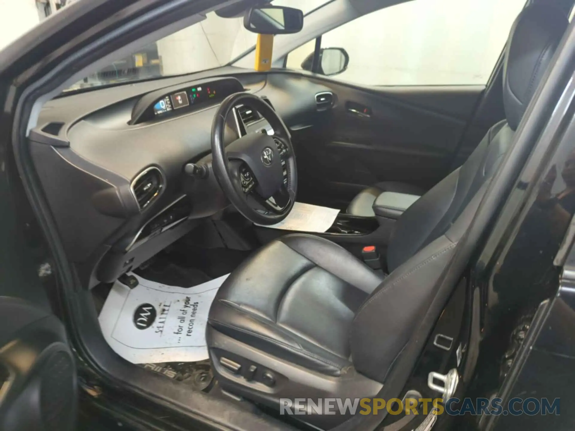 6 fotografías del automóvil dañado JTDKARFU2L3115416 TOYOTA PRIUS 2020