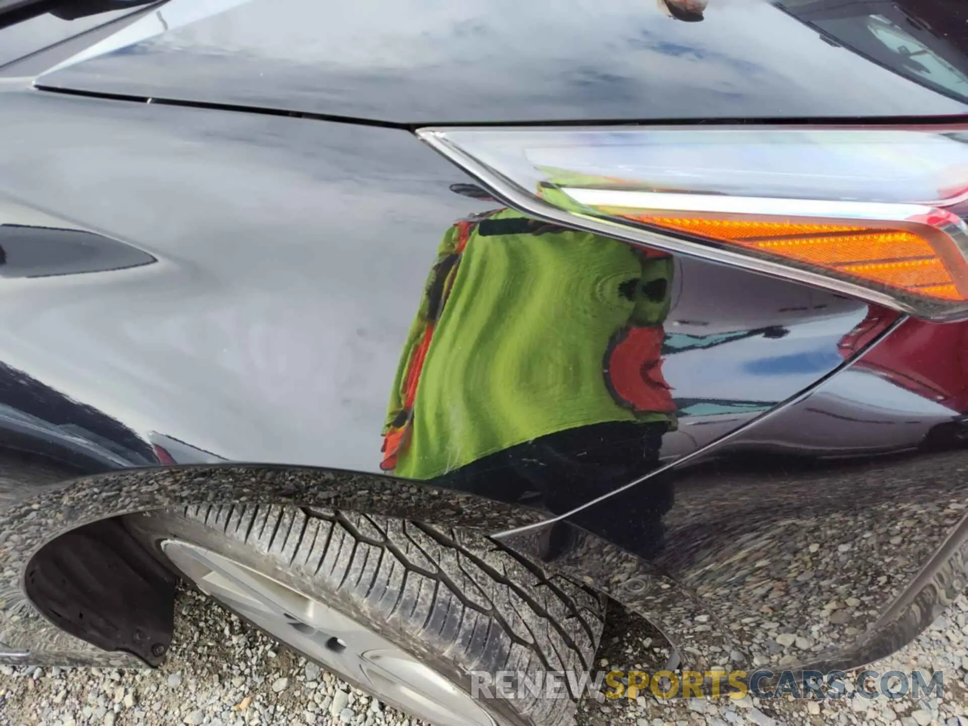 8 fotografías del automóvil dañado JTDKARFU2L3115416 TOYOTA PRIUS 2020