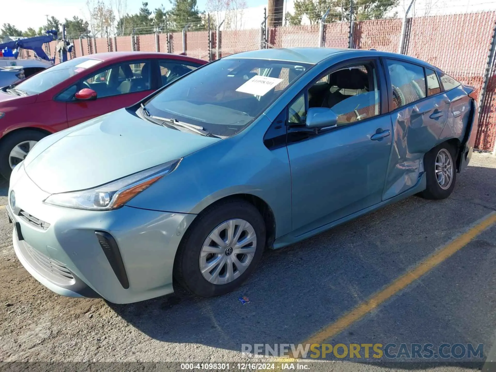 2 fotografías del automóvil dañado JTDKARFU2L3118302 TOYOTA PRIUS 2020