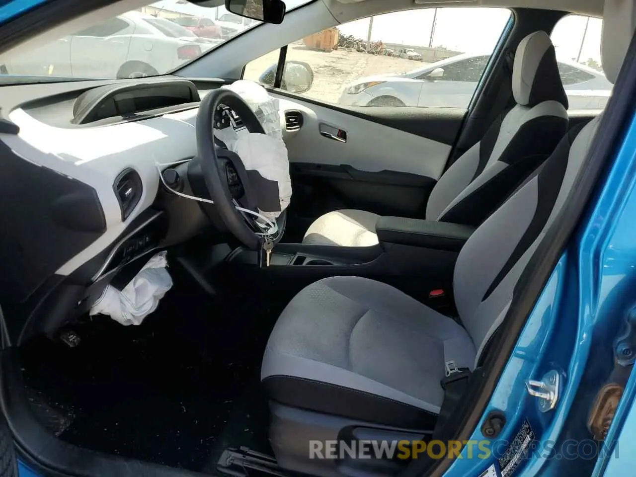 7 fotografías del automóvil dañado JTDKARFU3L3125646 TOYOTA PRIUS 2020