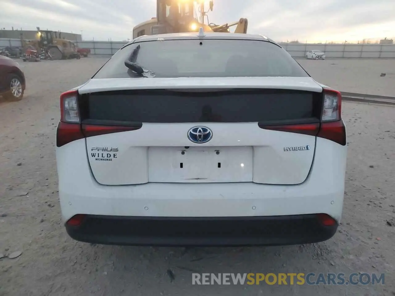 6 fotografías del automóvil dañado JTDKARFU4L3114669 TOYOTA PRIUS 2020