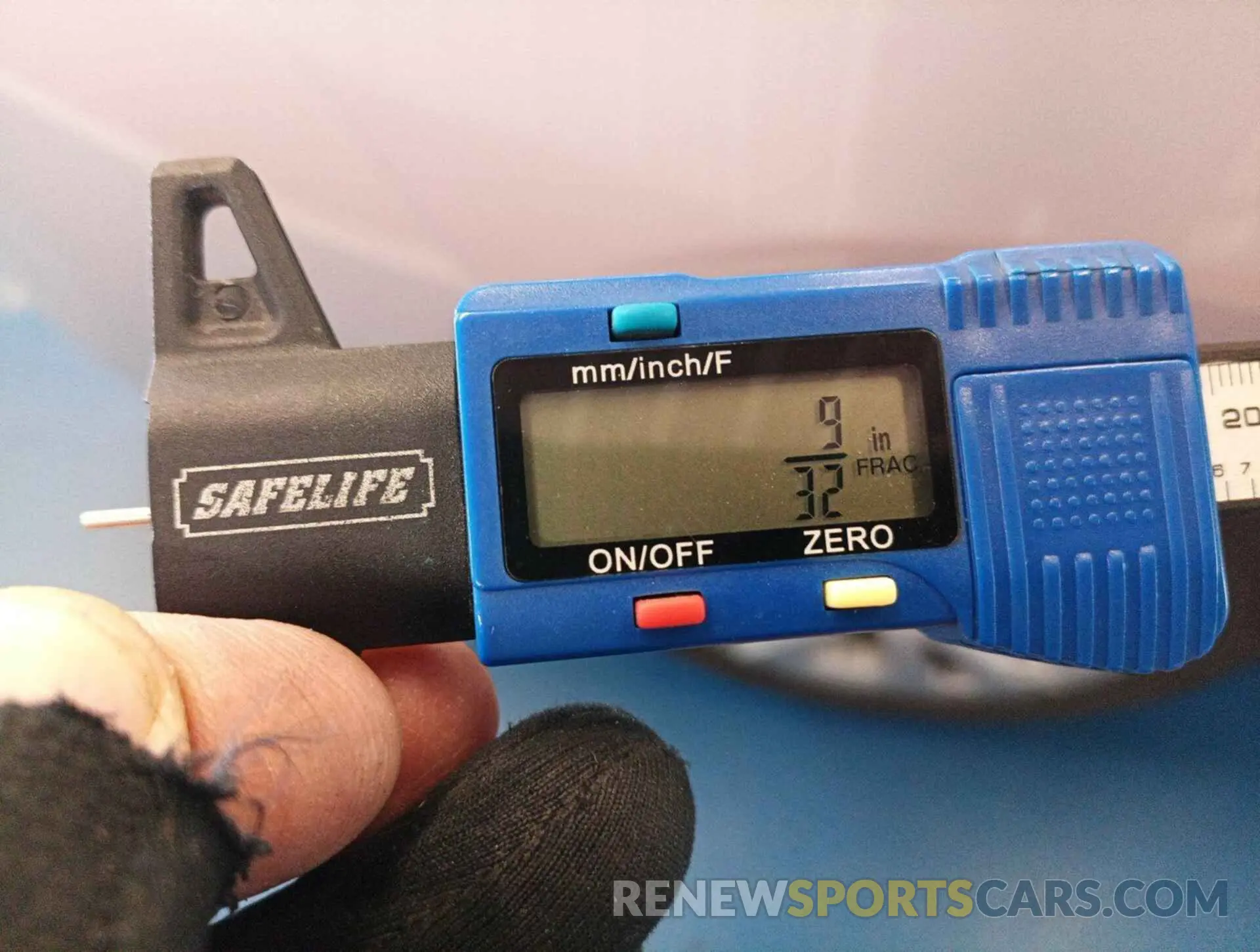 2 fotografías del automóvil dañado JTDKARFU5L3108086 TOYOTA PRIUS 2020