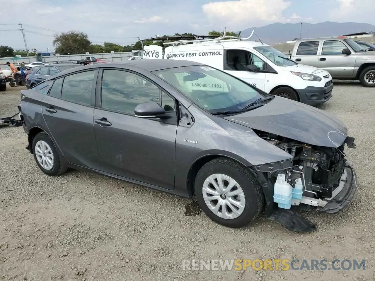 4 fotografías del automóvil dañado JTDKARFU5L3114213 TOYOTA PRIUS 2020