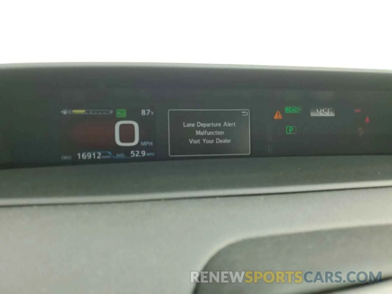 9 fotografías del automóvil dañado JTDKARFU5L3114213 TOYOTA PRIUS 2020