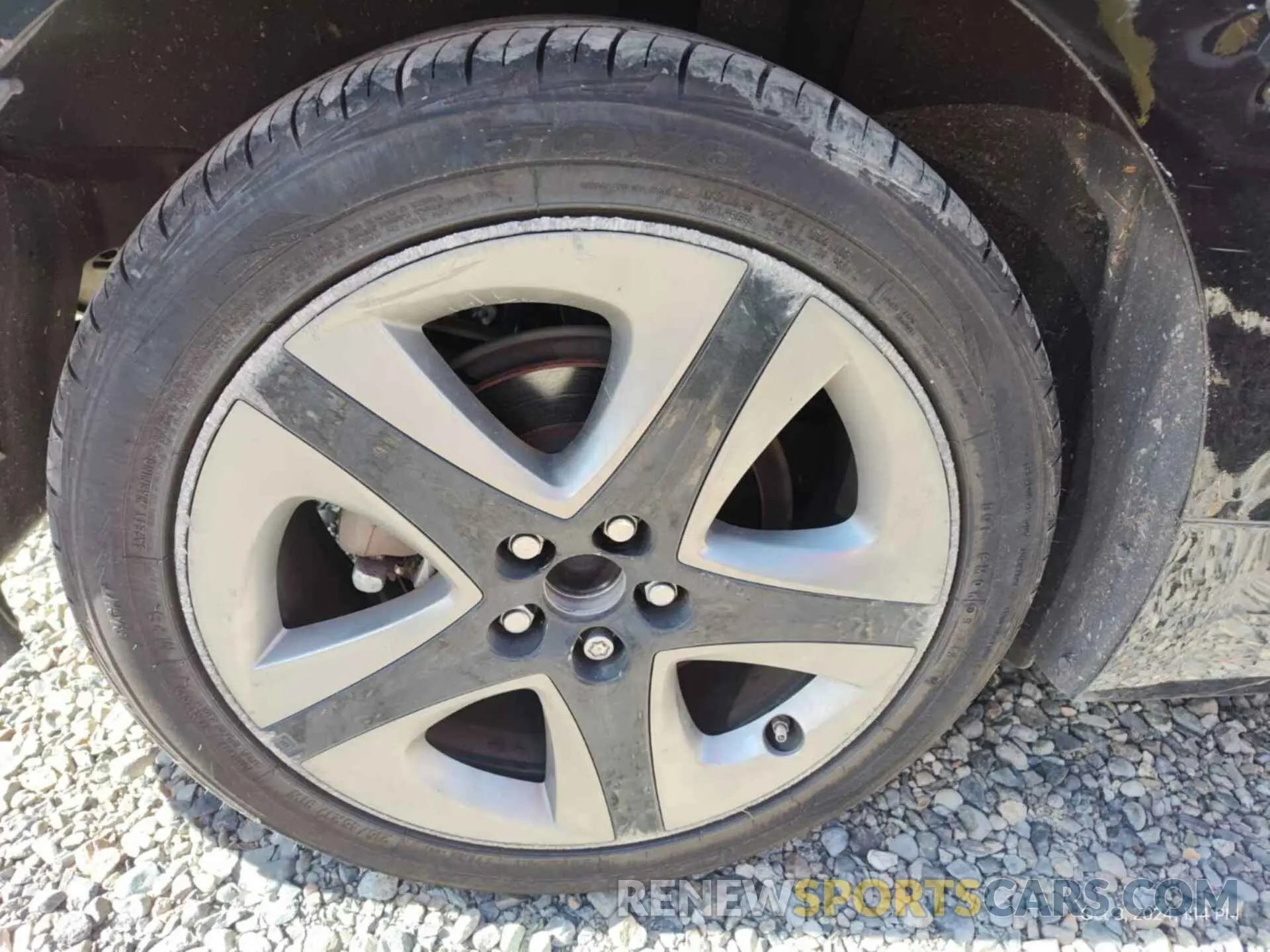 34 fotografías del automóvil dañado JTDKARFU5L3116043 TOYOTA PRIUS 2020