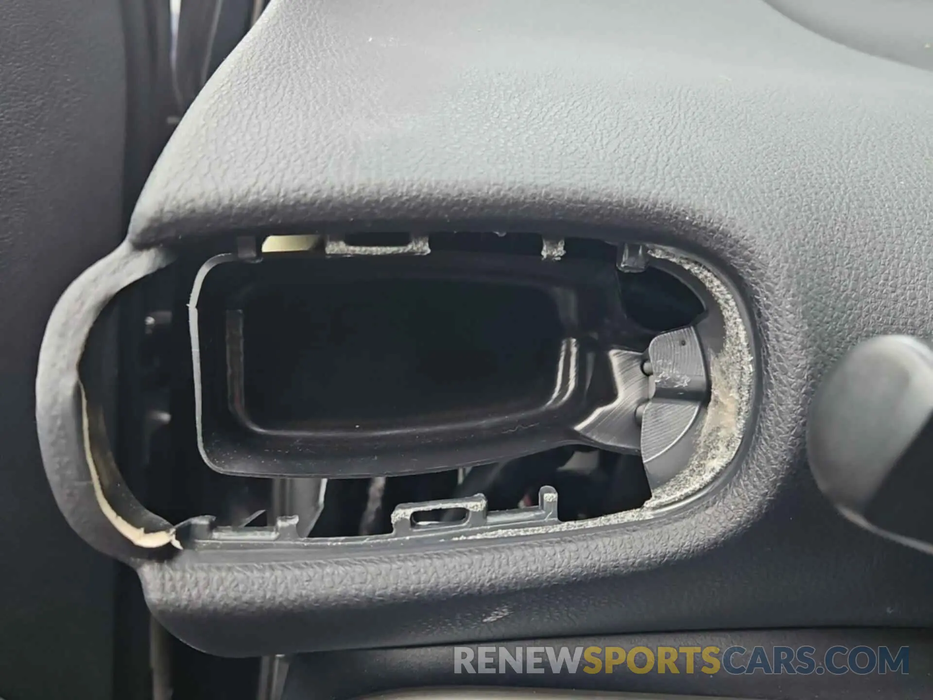 20 fotografías del automóvil dañado JTDKARFU5L3116060 TOYOTA PRIUS 2020