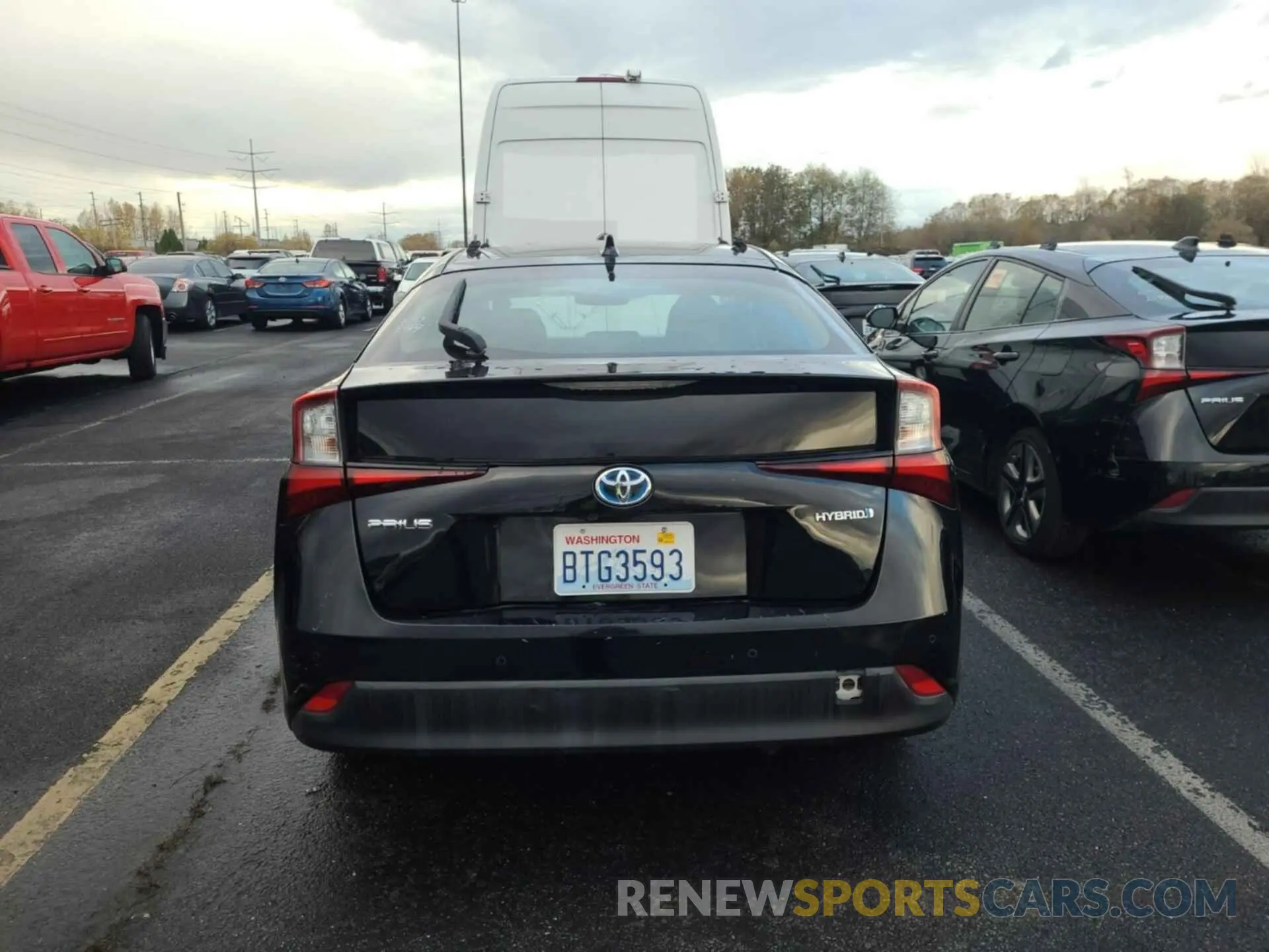 28 fotografías del automóvil dañado JTDKARFU5L3116060 TOYOTA PRIUS 2020