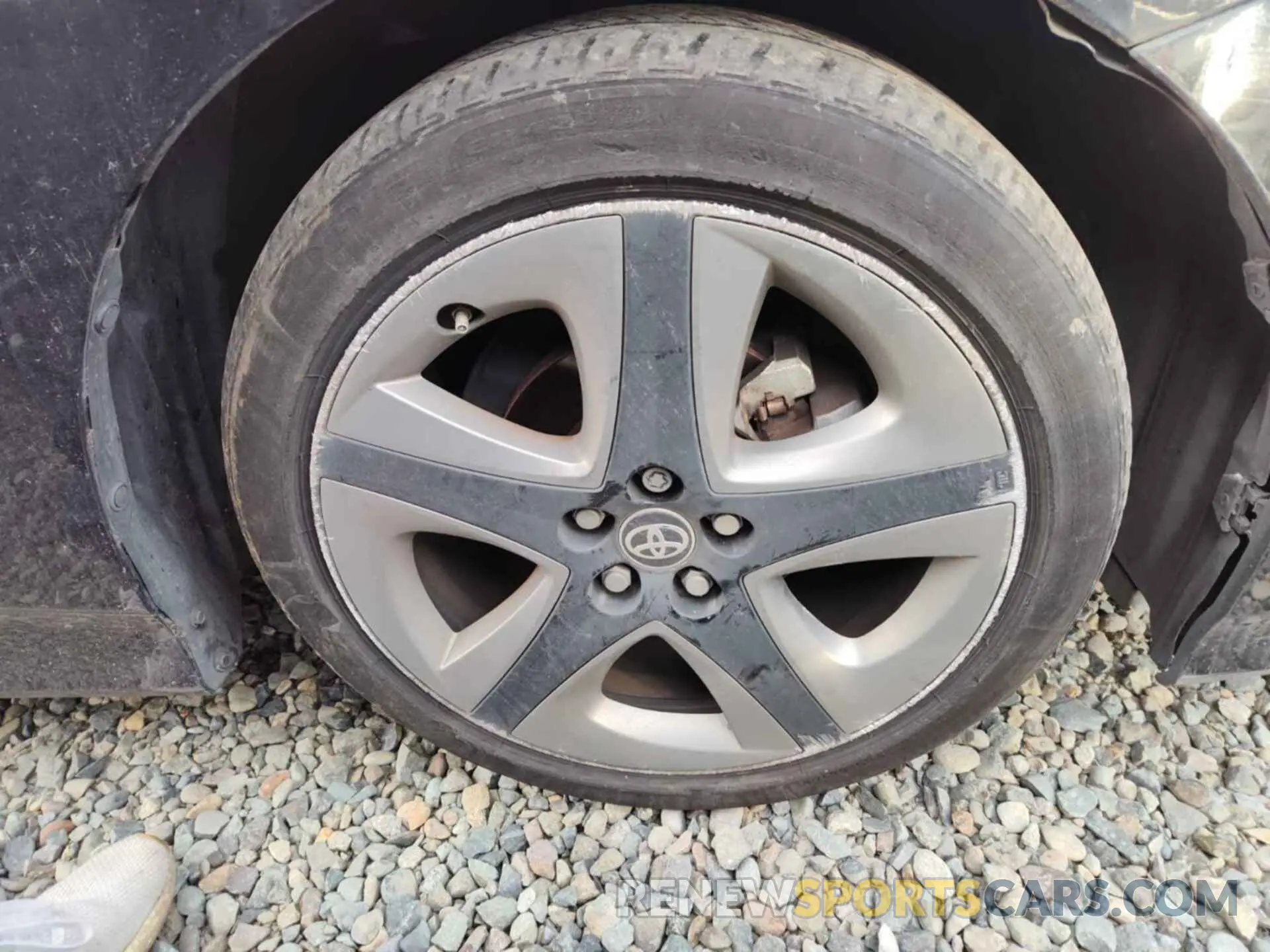 42 fotografías del automóvil dañado JTDKARFU5L3116141 TOYOTA PRIUS 2020