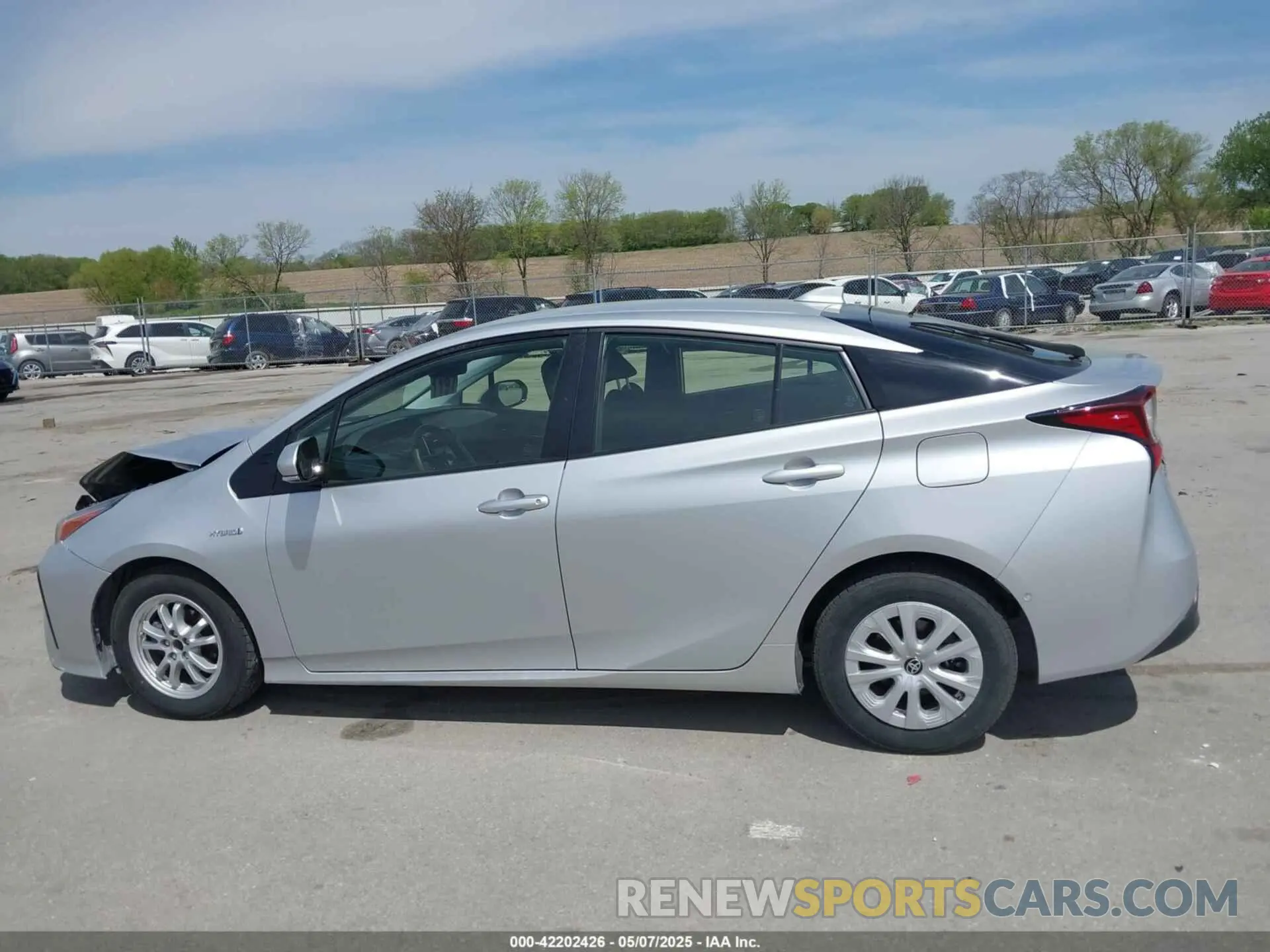 14 fotografías del automóvil dañado JTDKARFU5L3117287 TOYOTA PRIUS 2020