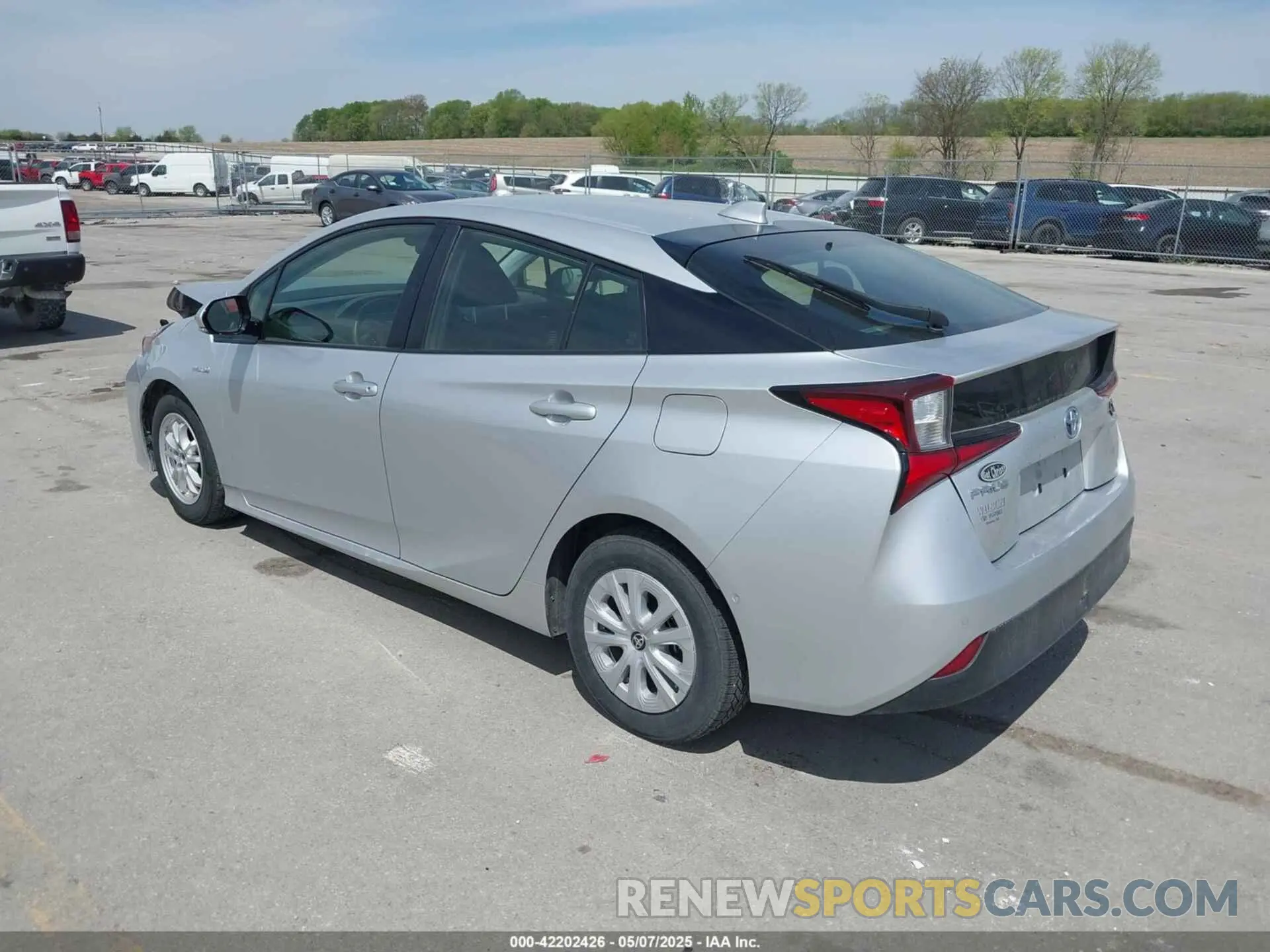 3 fotografías del automóvil dañado JTDKARFU5L3117287 TOYOTA PRIUS 2020