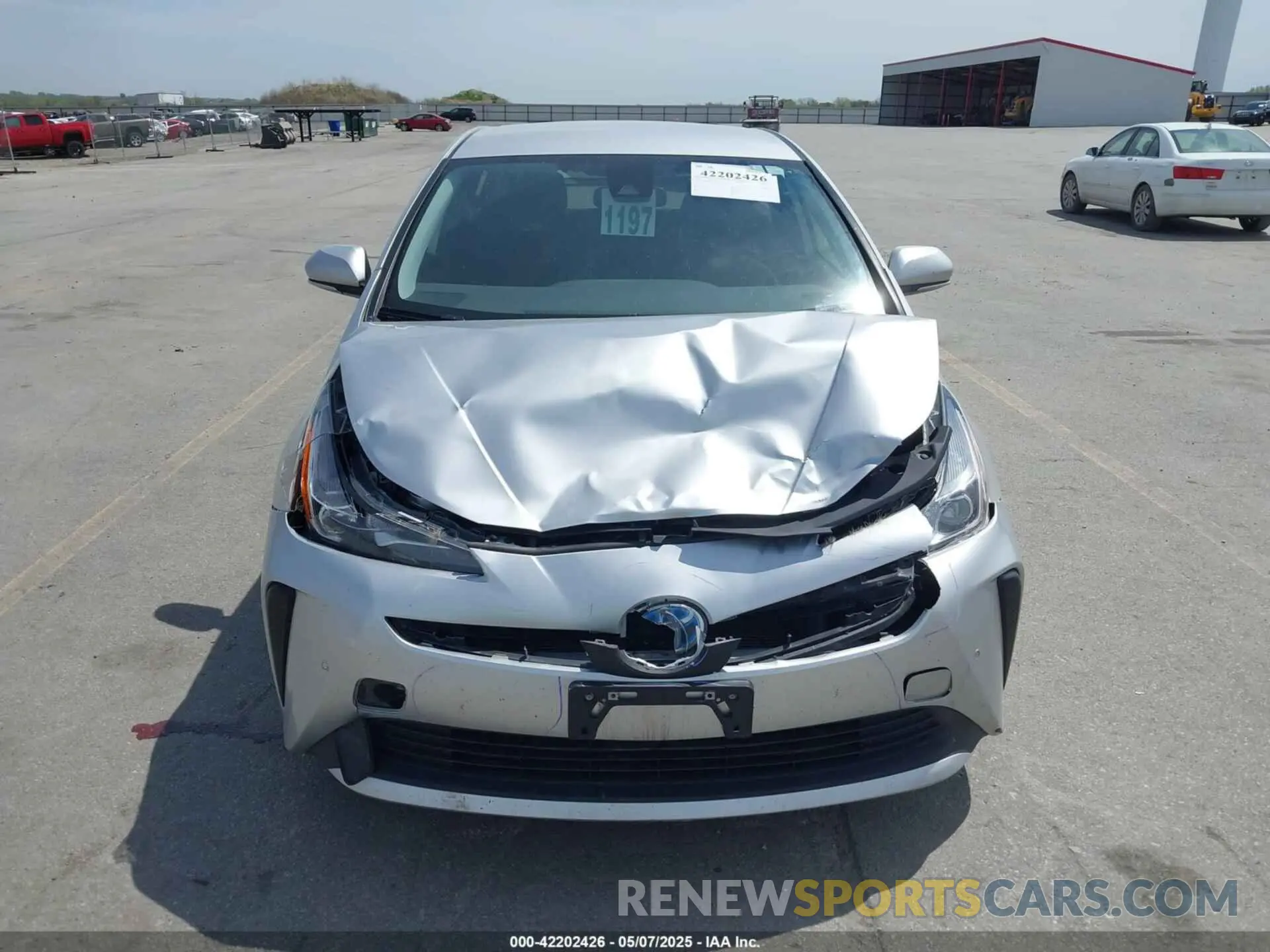 6 fotografías del automóvil dañado JTDKARFU5L3117287 TOYOTA PRIUS 2020