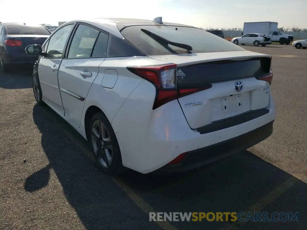 3 fotografías del automóvil dañado JTDKARFU5L3123610 TOYOTA PRIUS 2020