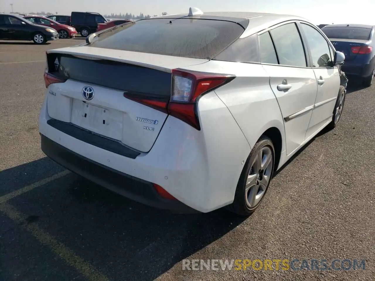 4 fotografías del automóvil dañado JTDKARFU5L3123610 TOYOTA PRIUS 2020
