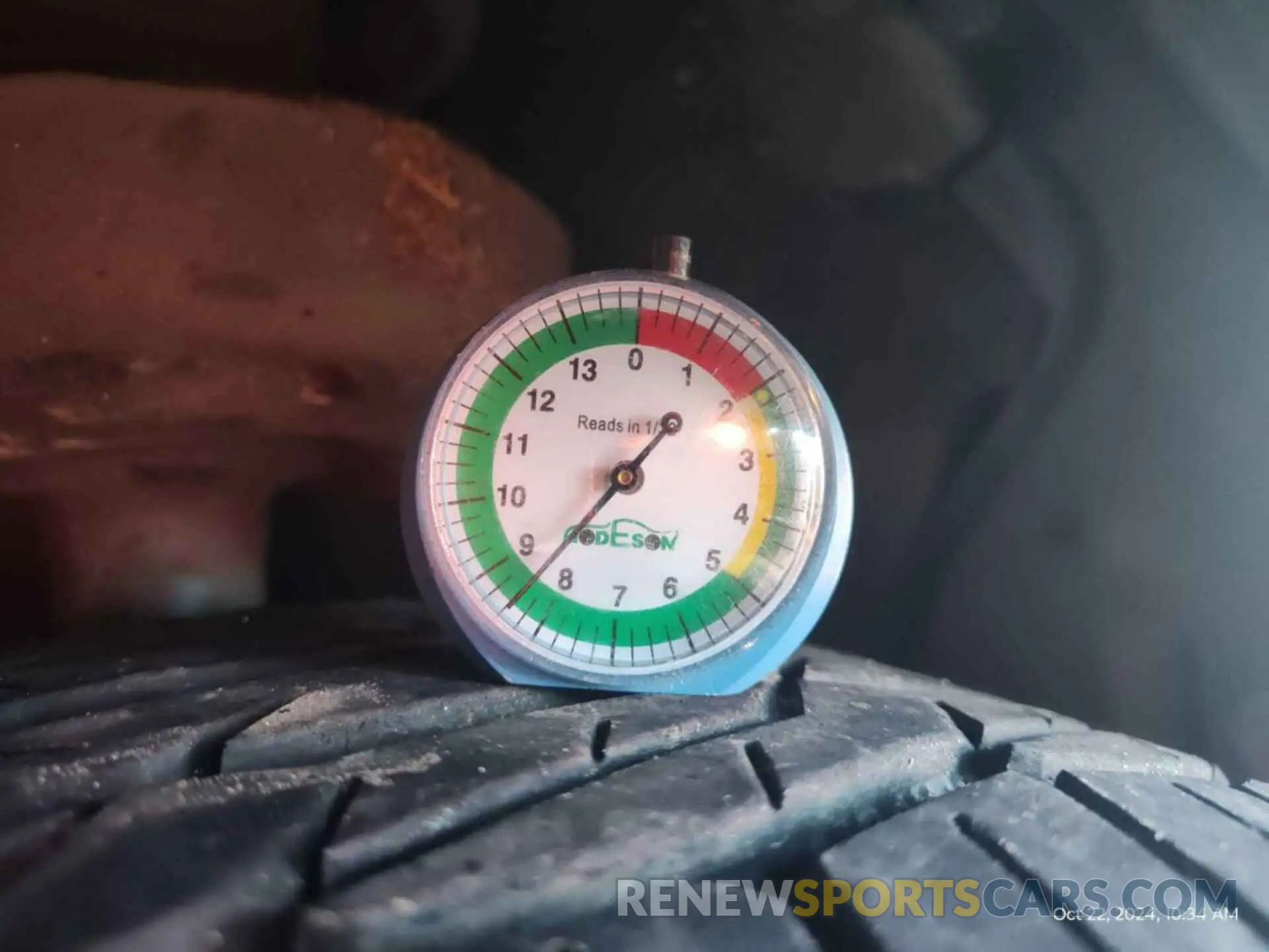 19 fotografías del automóvil dañado JTDKARFU6L3115595 TOYOTA PRIUS 2020
