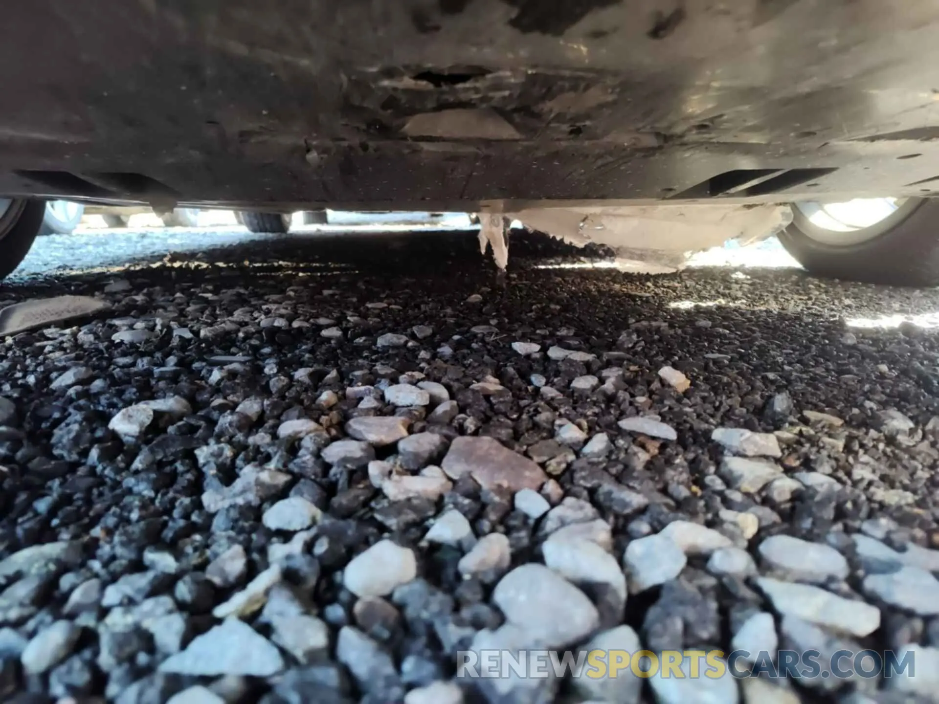 30 fotografías del automóvil dañado JTDKARFU6L3115595 TOYOTA PRIUS 2020
