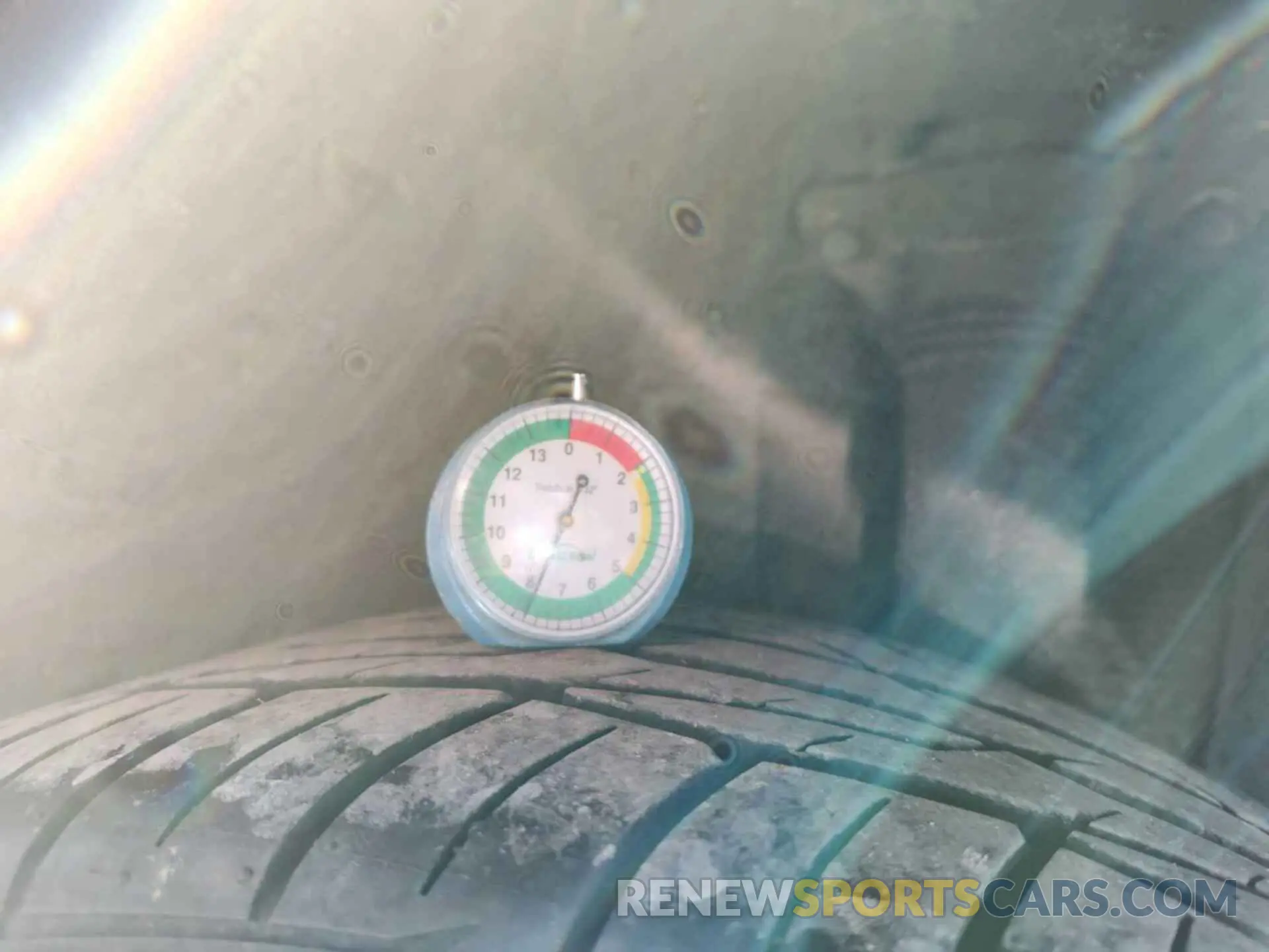 14 fotografías del automóvil dañado JTDKARFU6L3115743 TOYOTA PRIUS 2020