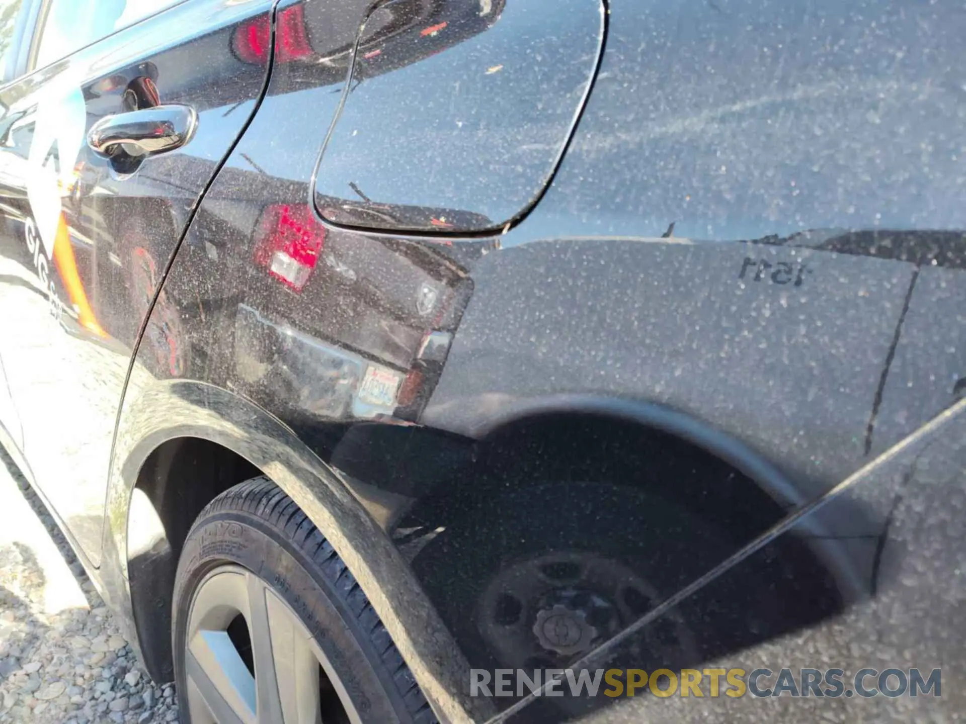 27 fotografías del automóvil dañado JTDKARFU6L3115743 TOYOTA PRIUS 2020