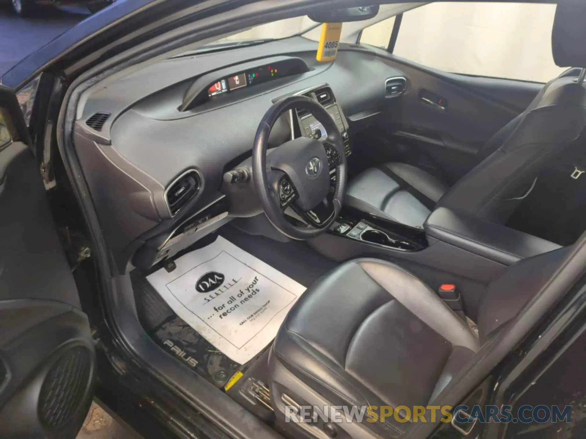 40 fotografías del automóvil dañado JTDKARFU6L3115743 TOYOTA PRIUS 2020