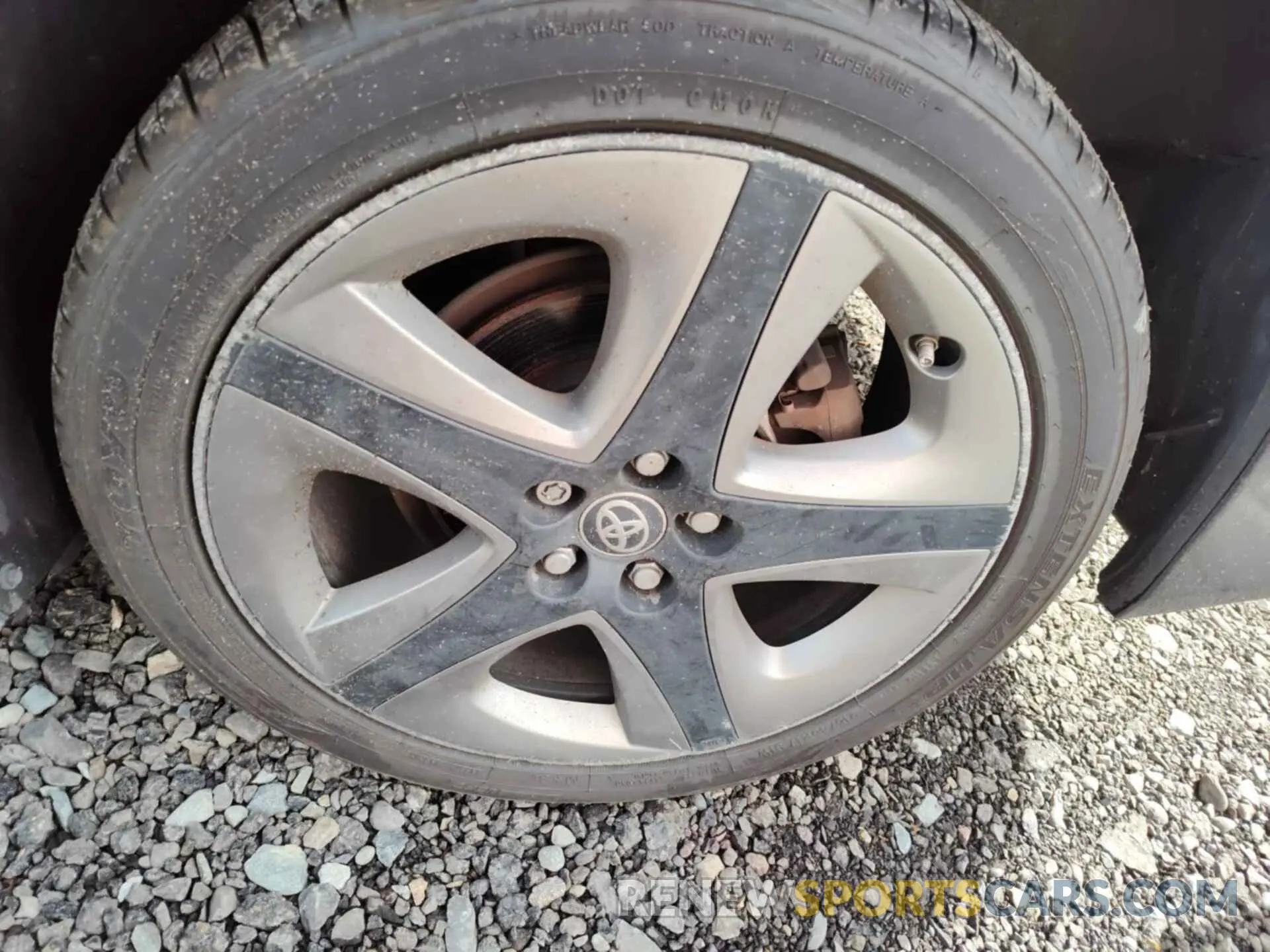 2 fotografías del automóvil dañado JTDKARFU6L3115984 TOYOTA PRIUS 2020