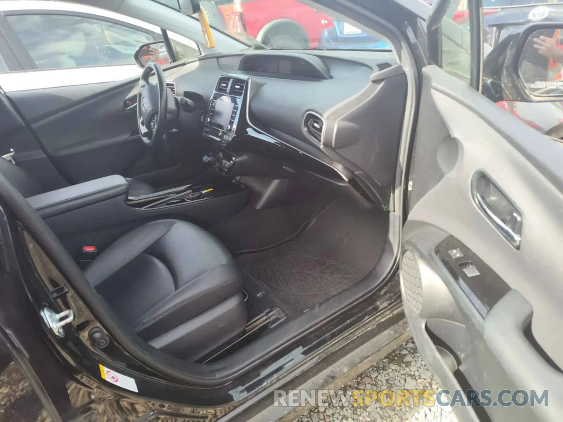 23 fotografías del automóvil dañado JTDKARFU6L3115984 TOYOTA PRIUS 2020
