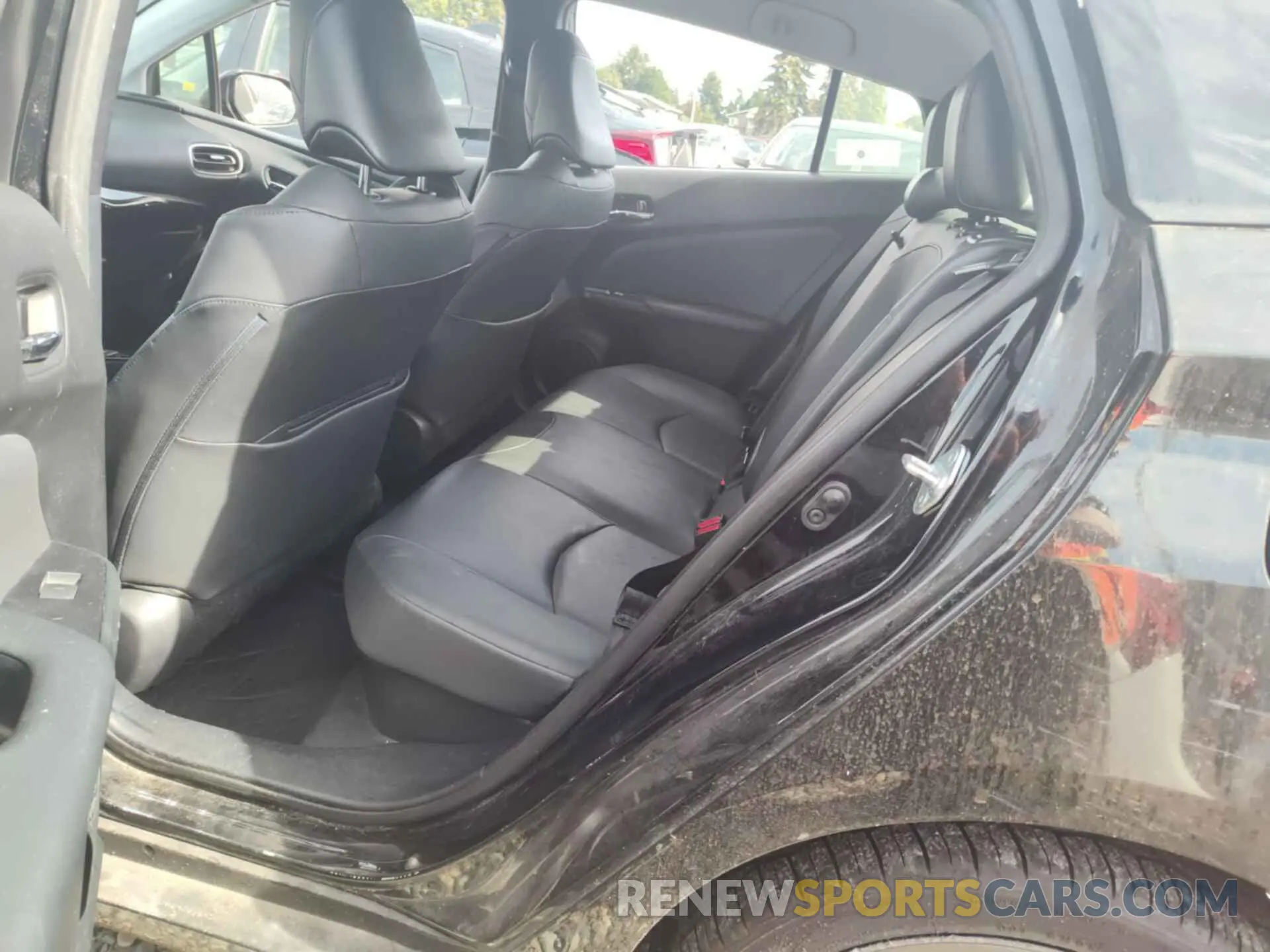 7 fotografías del automóvil dañado JTDKARFU6L3115984 TOYOTA PRIUS 2020