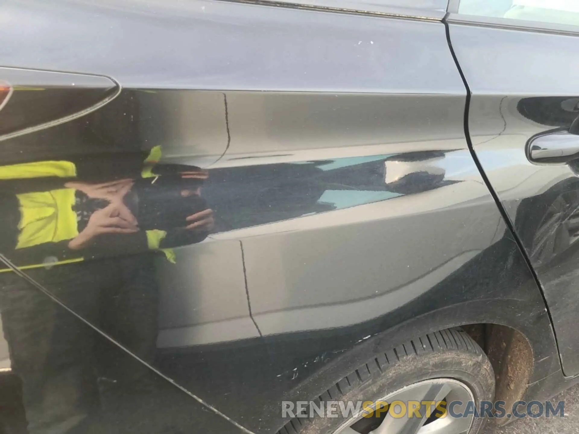 19 fotografías del automóvil dañado JTDKARFU6L3116164 TOYOTA PRIUS 2020