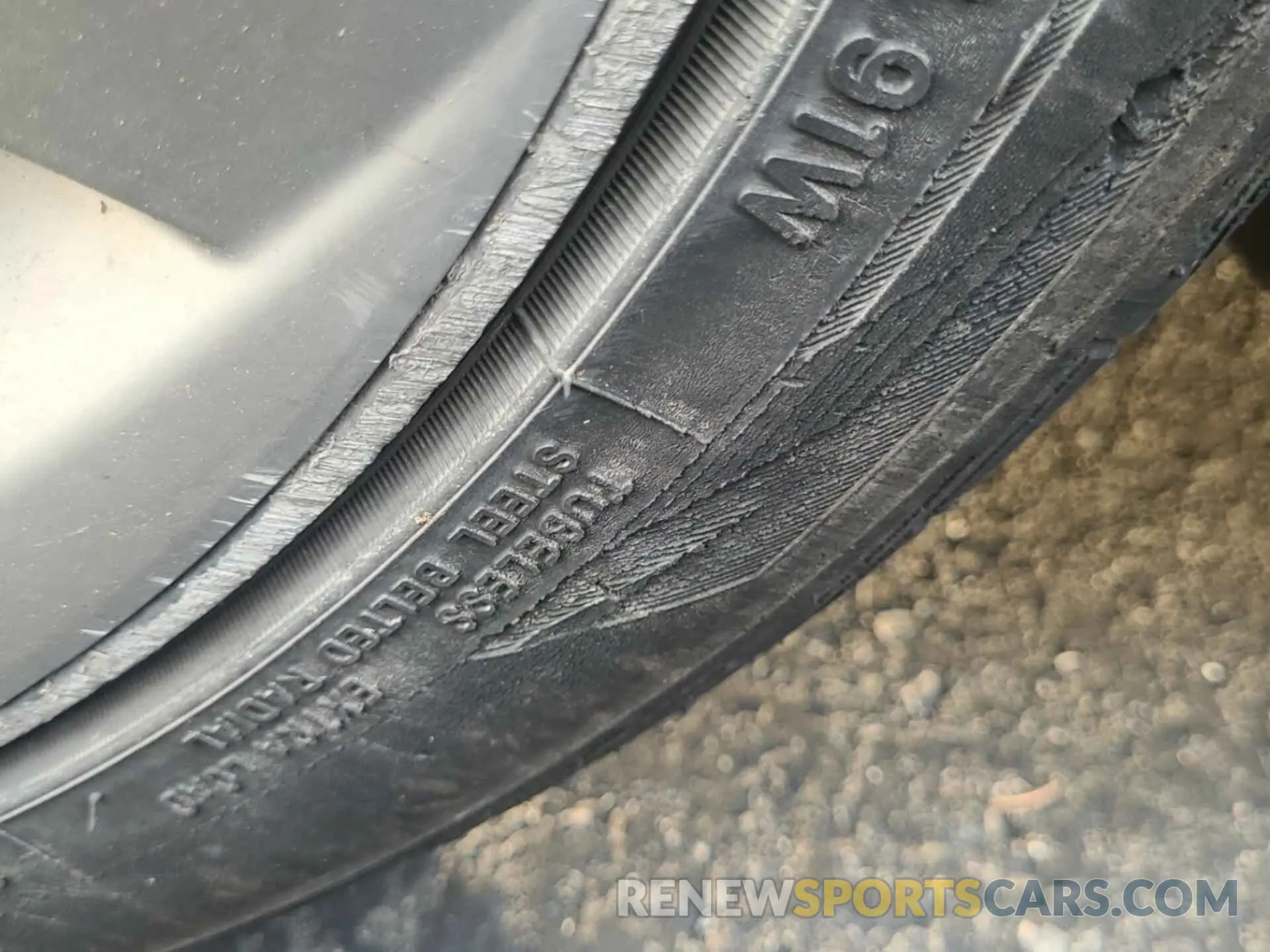 3 fotografías del automóvil dañado JTDKARFU6L3116164 TOYOTA PRIUS 2020