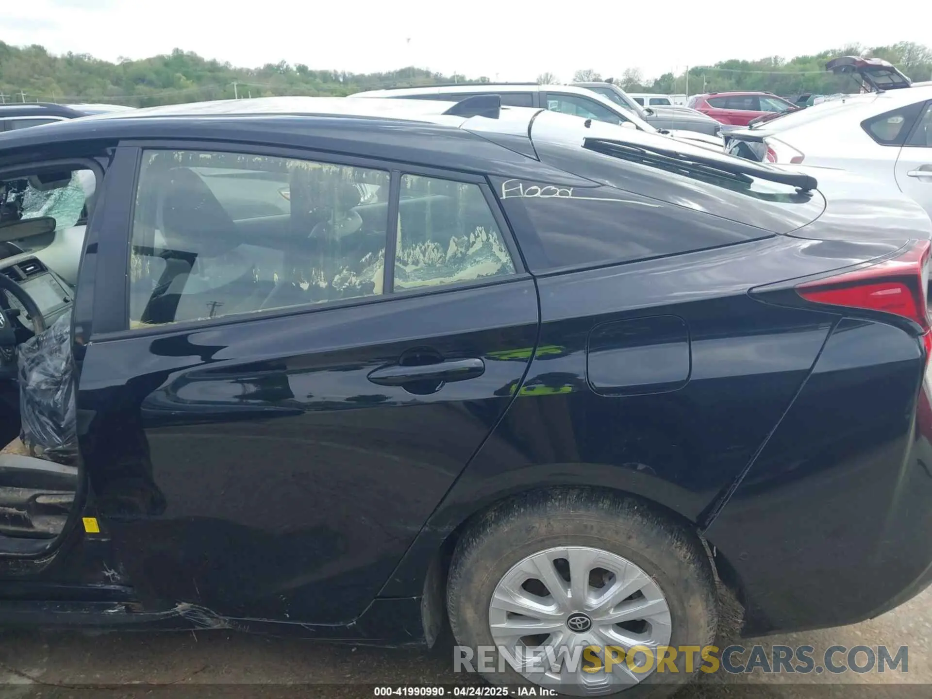 6 fotografías del automóvil dañado JTDKARFU6L3119565 TOYOTA PRIUS 2020