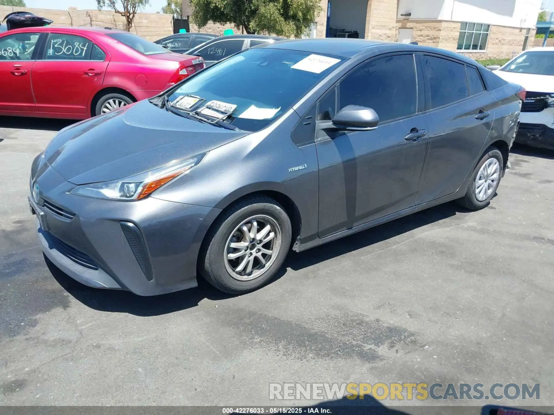 2 fotografías del automóvil dañado JTDKARFU6L3121929 TOYOTA PRIUS 2020