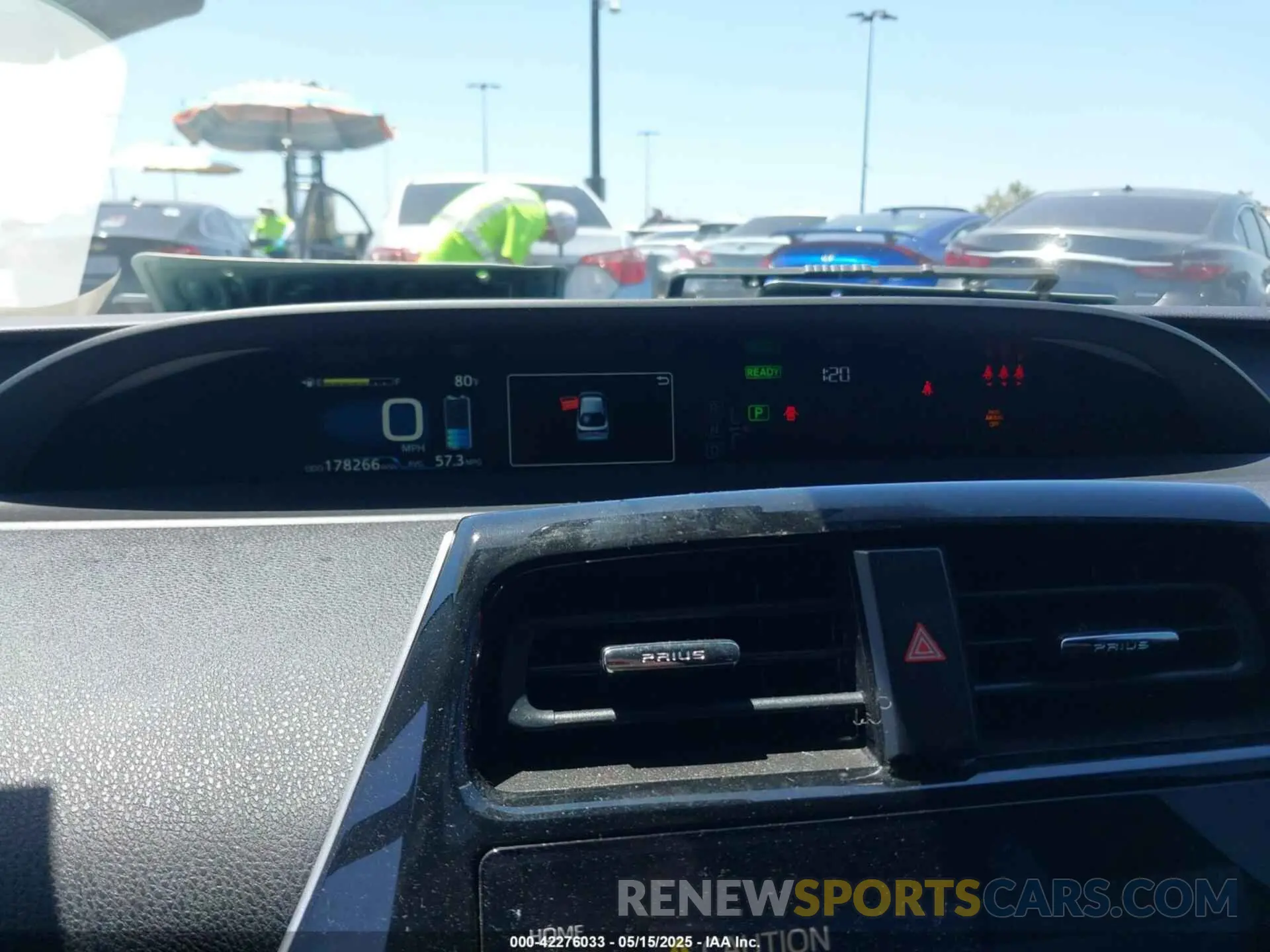7 fotografías del automóvil dañado JTDKARFU6L3121929 TOYOTA PRIUS 2020