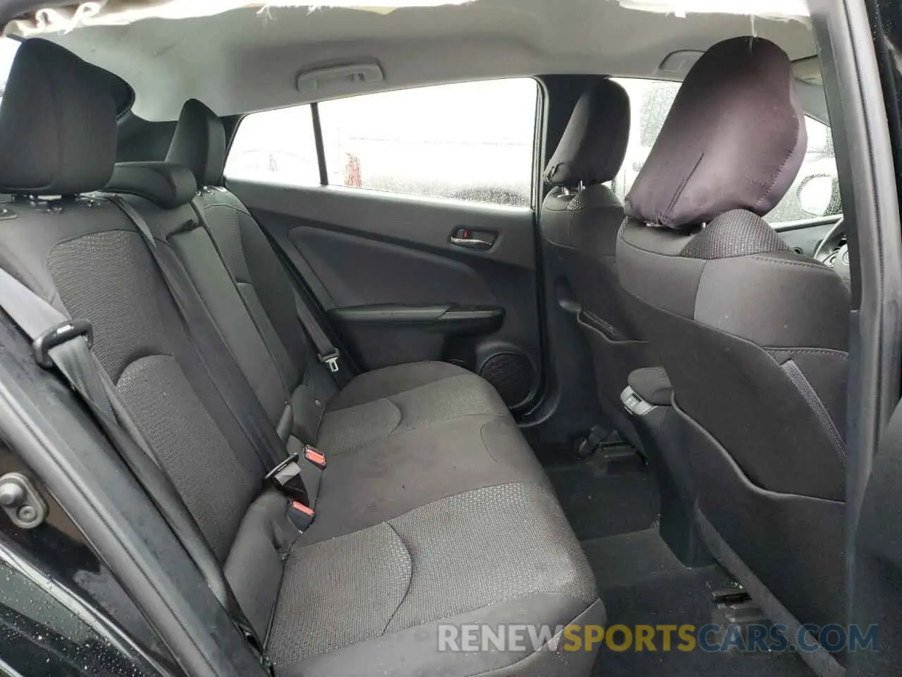 10 fotografías del automóvil dañado JTDKARFU7L3104542 TOYOTA PRIUS 2020