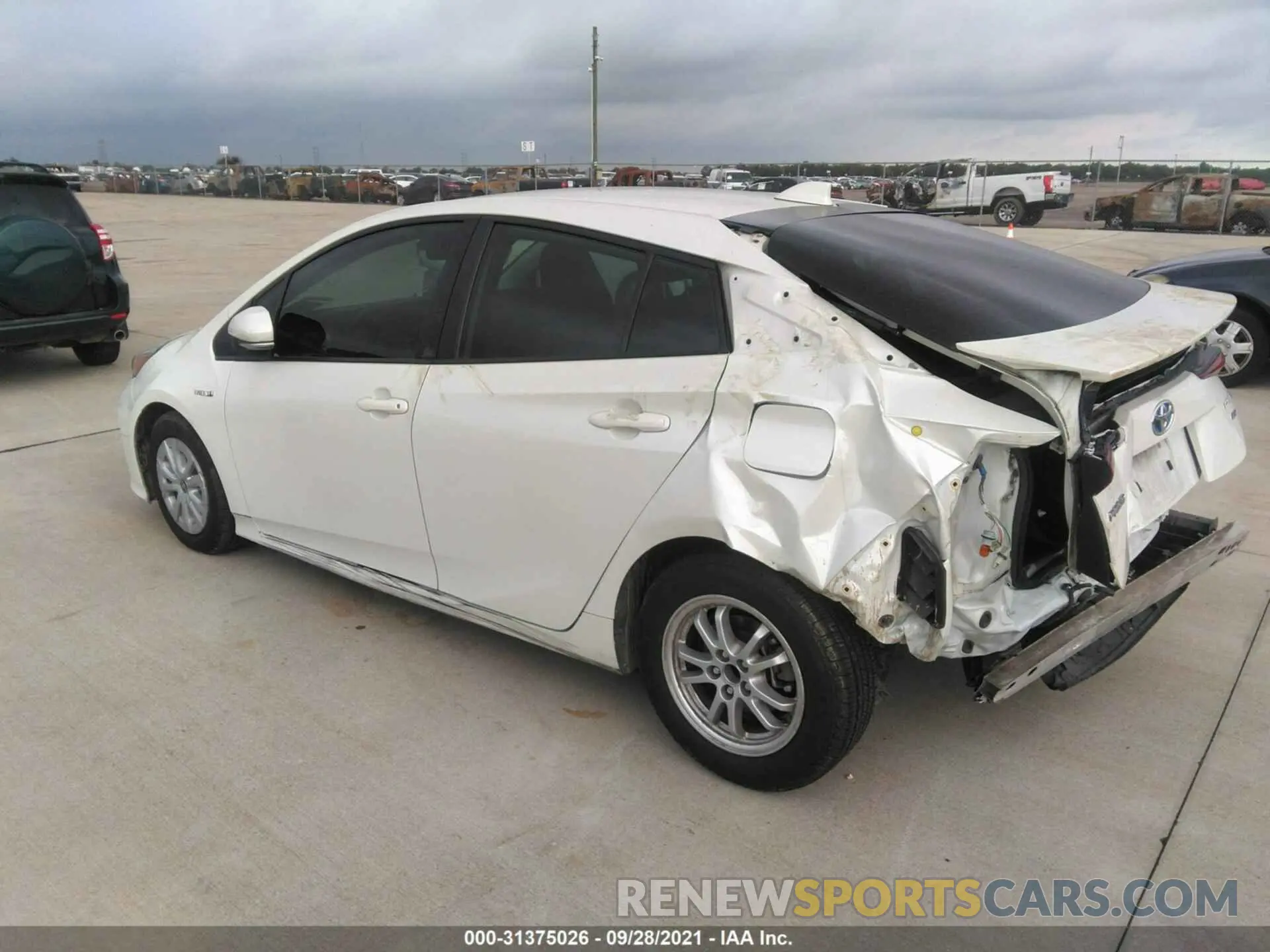 3 fotografías del automóvil dañado JTDKARFU7L3106436 TOYOTA PRIUS 2020