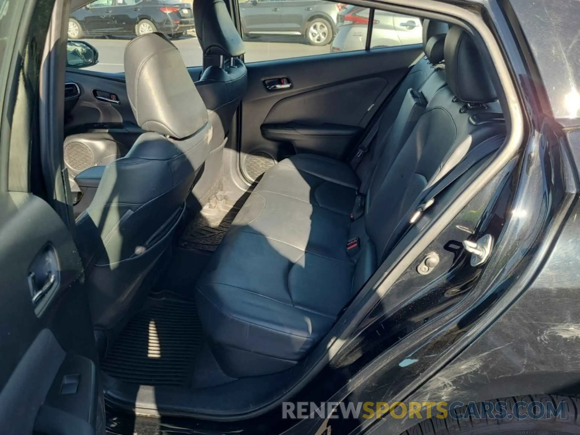 14 fotografías del automóvil dañado JTDKARFU7L3112107 TOYOTA PRIUS 2020