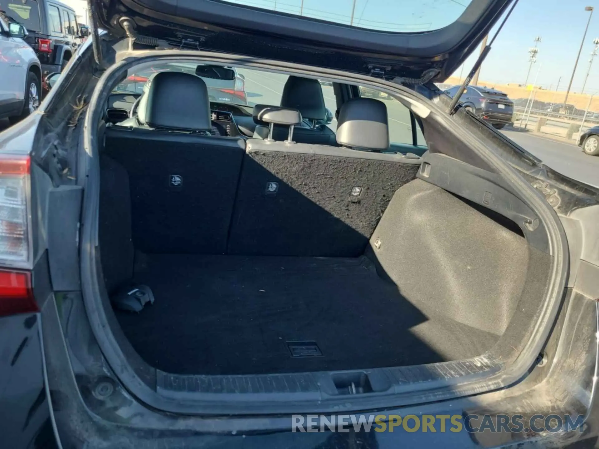 2 fotografías del automóvil dañado JTDKARFU7L3112107 TOYOTA PRIUS 2020