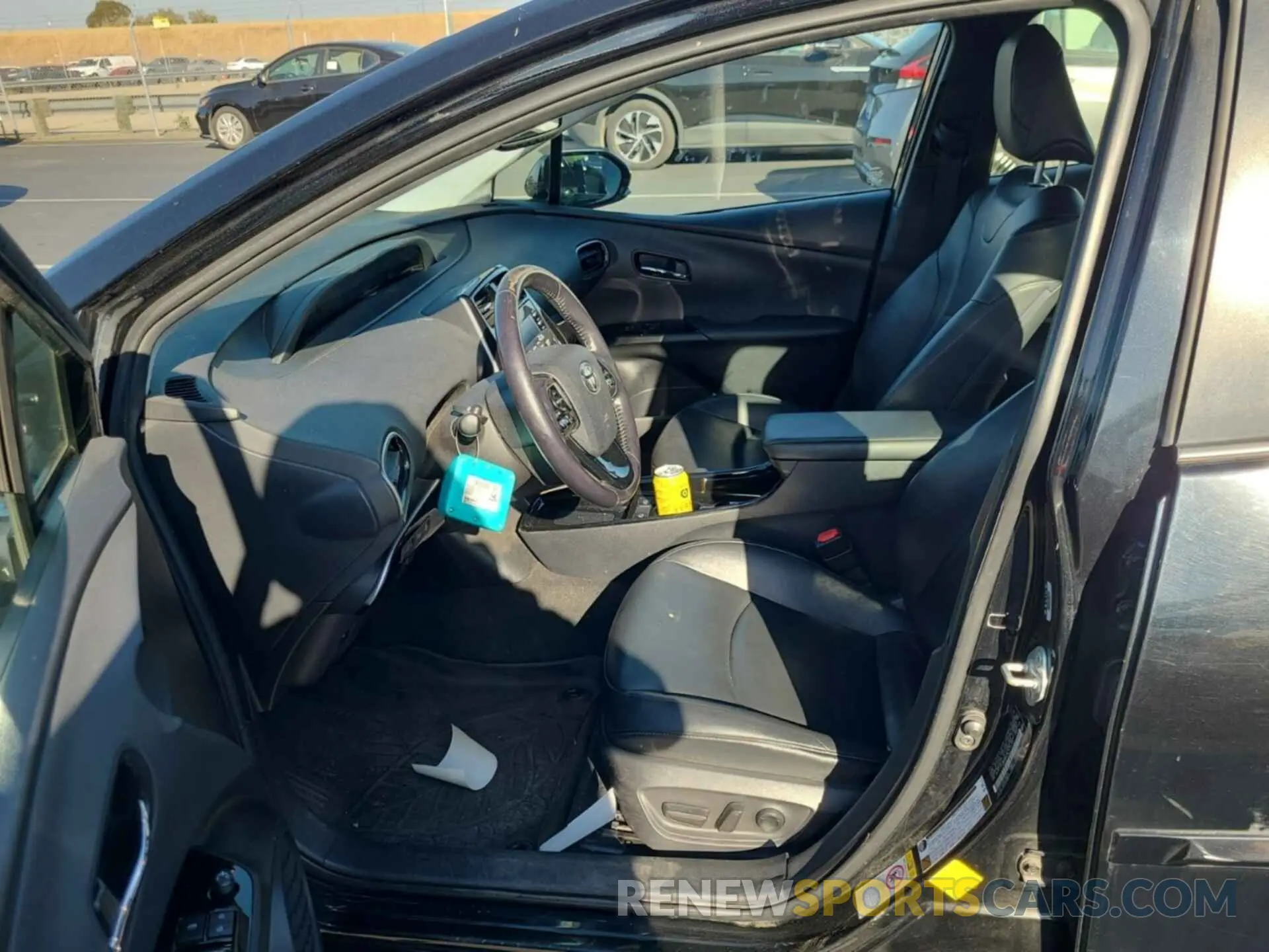 21 fotografías del automóvil dañado JTDKARFU7L3112107 TOYOTA PRIUS 2020