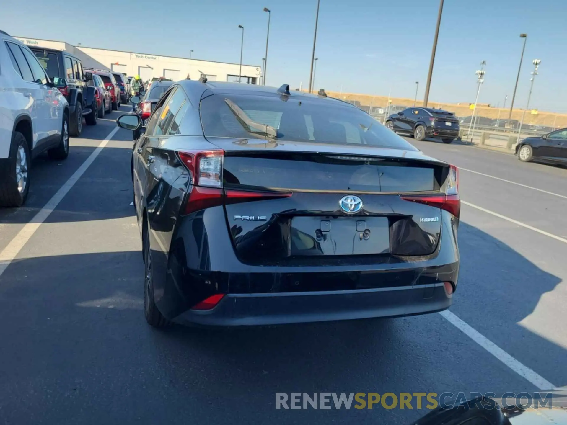50 fotografías del automóvil dañado JTDKARFU7L3112107 TOYOTA PRIUS 2020