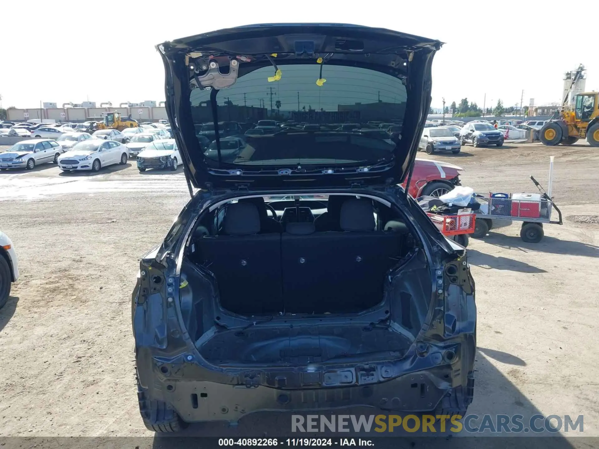 17 fotografías del automóvil dañado JTDKARFU7L3122040 TOYOTA PRIUS 2020