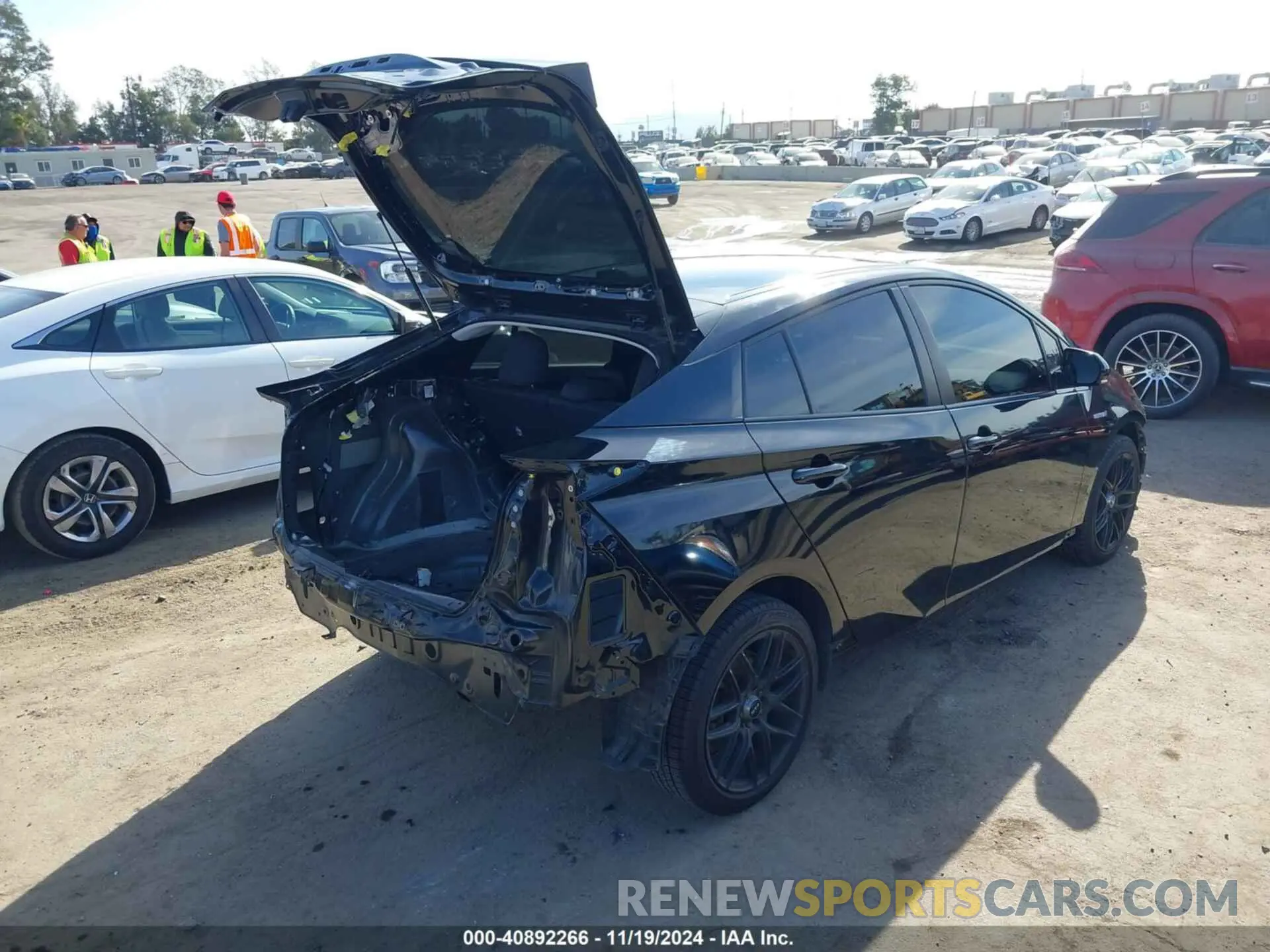 4 fotografías del automóvil dañado JTDKARFU7L3122040 TOYOTA PRIUS 2020
