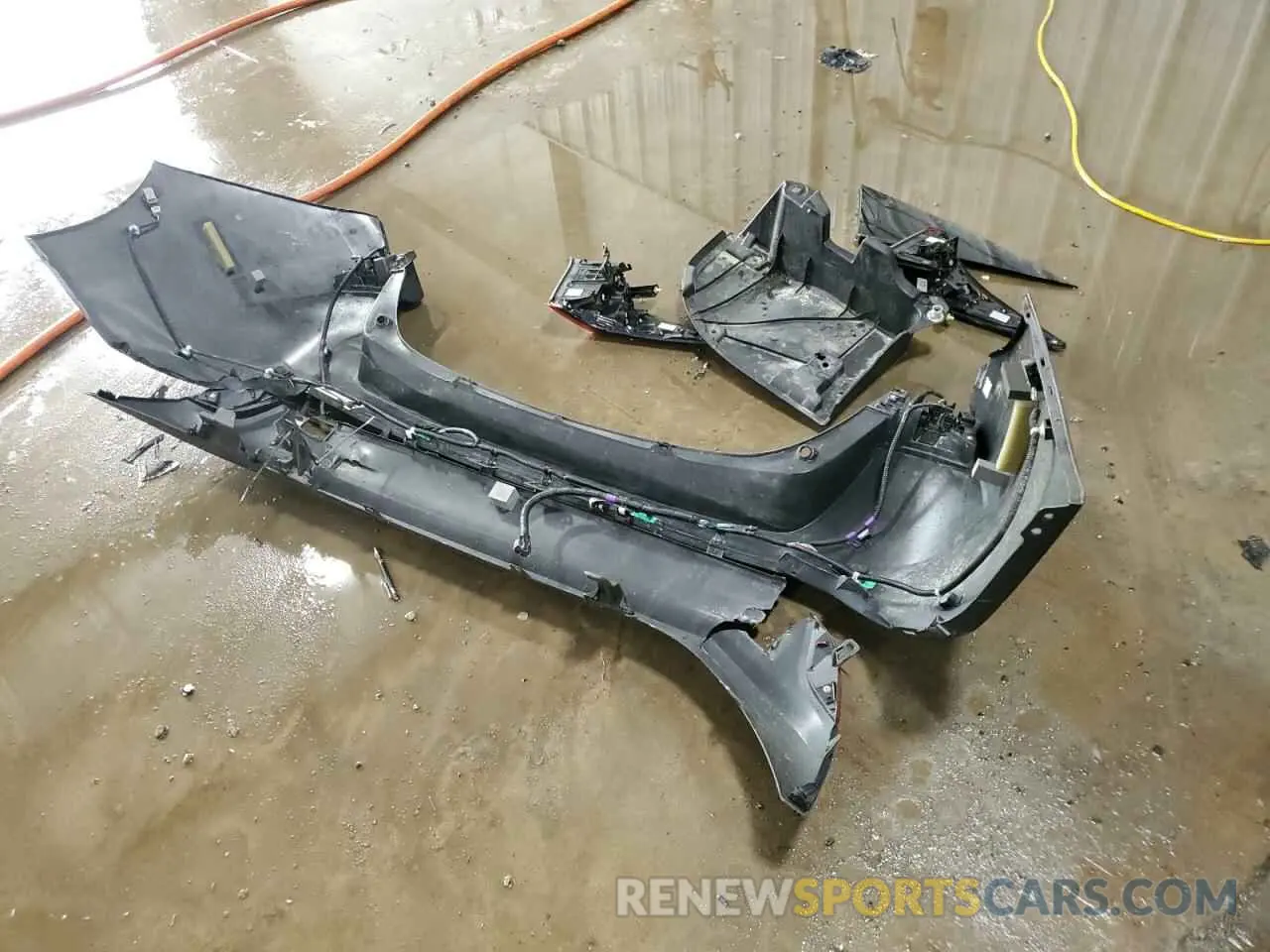 12 fotografías del automóvil dañado JTDKARFU7L3124855 TOYOTA PRIUS 2020