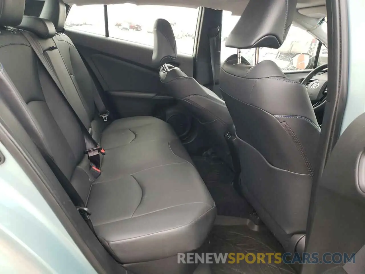 10 fotografías del automóvil dañado JTDKARFU8L3104405 TOYOTA PRIUS 2020