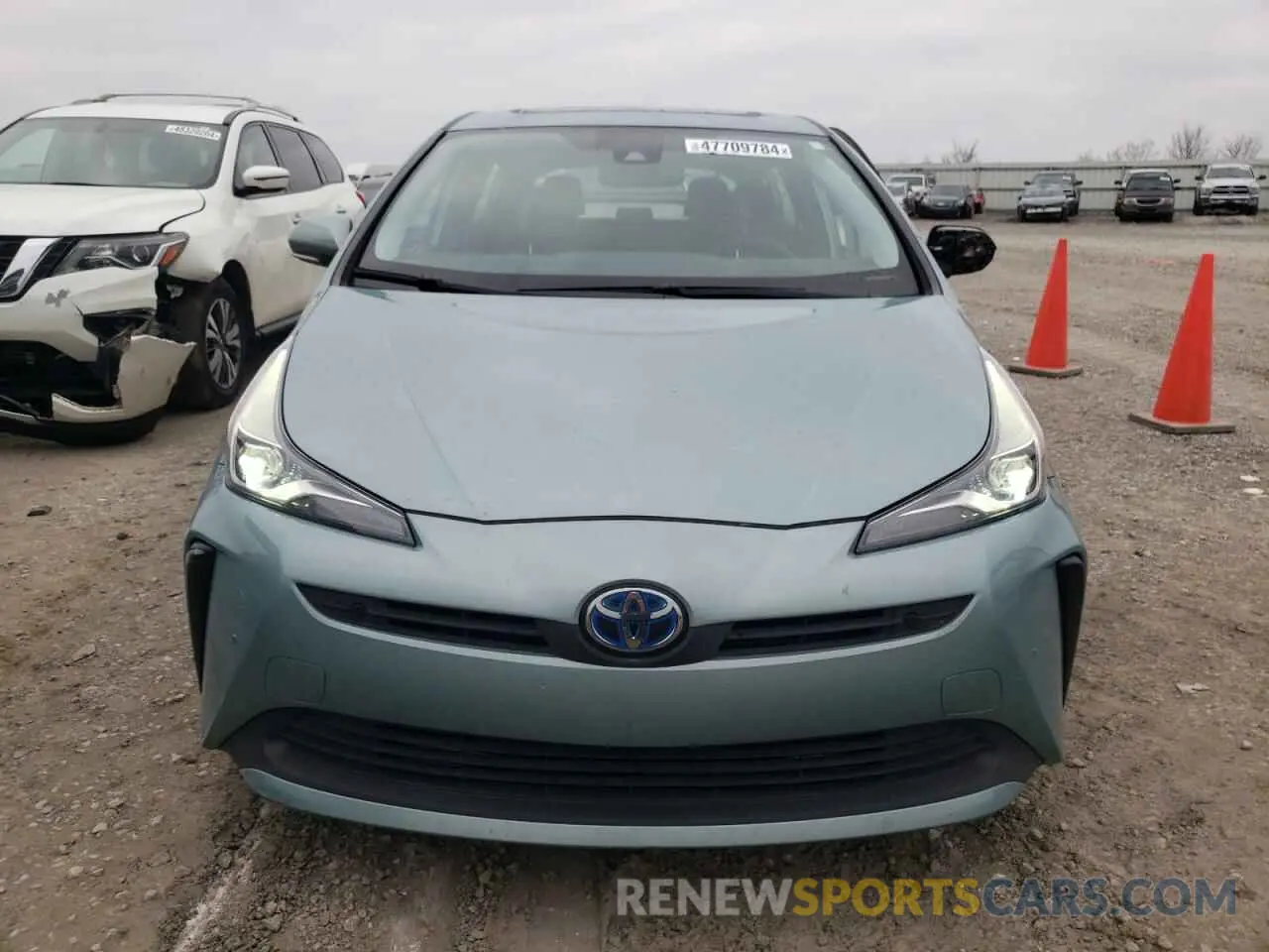 5 fotografías del automóvil dañado JTDKARFU8L3104405 TOYOTA PRIUS 2020
