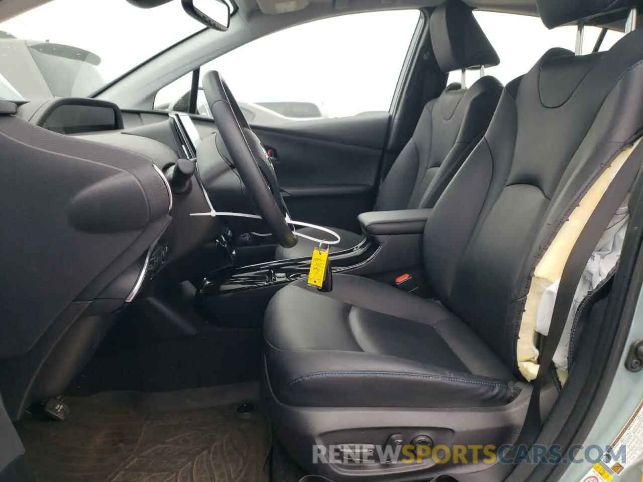 7 fotografías del automóvil dañado JTDKARFU8L3104405 TOYOTA PRIUS 2020