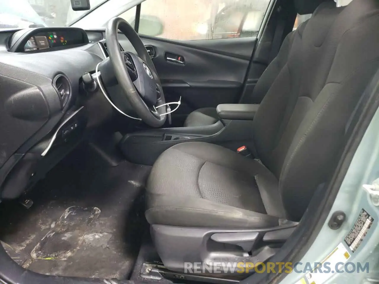 7 fotografías del automóvil dañado JTDKARFU8L3114609 TOYOTA PRIUS 2020