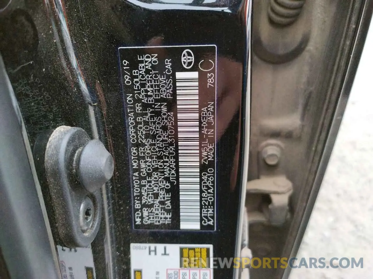 10 fotografías del automóvil dañado JTDKARFU9L3107524 TOYOTA PRIUS 2020