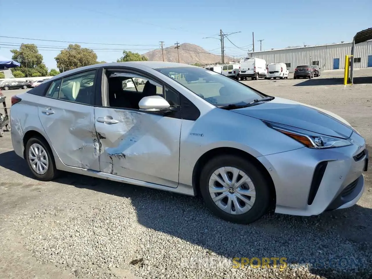 4 fotografías del automóvil dañado JTDKARFU9L3107880 TOYOTA PRIUS 2020