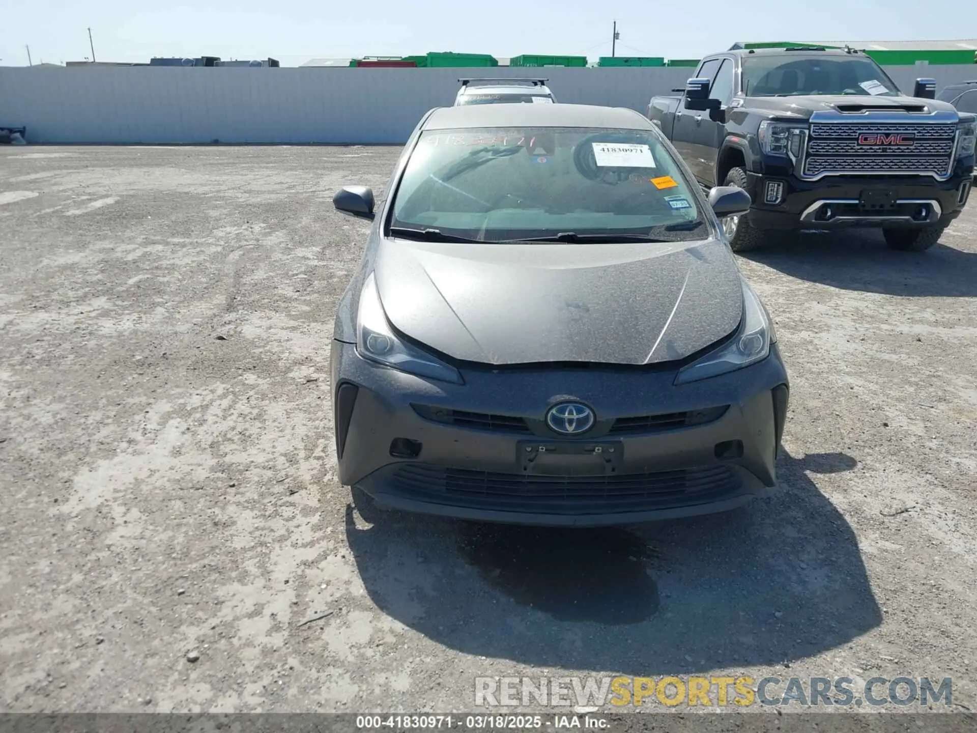 12 fotografías del automóvil dañado JTDKARFU9L3119401 TOYOTA PRIUS 2020